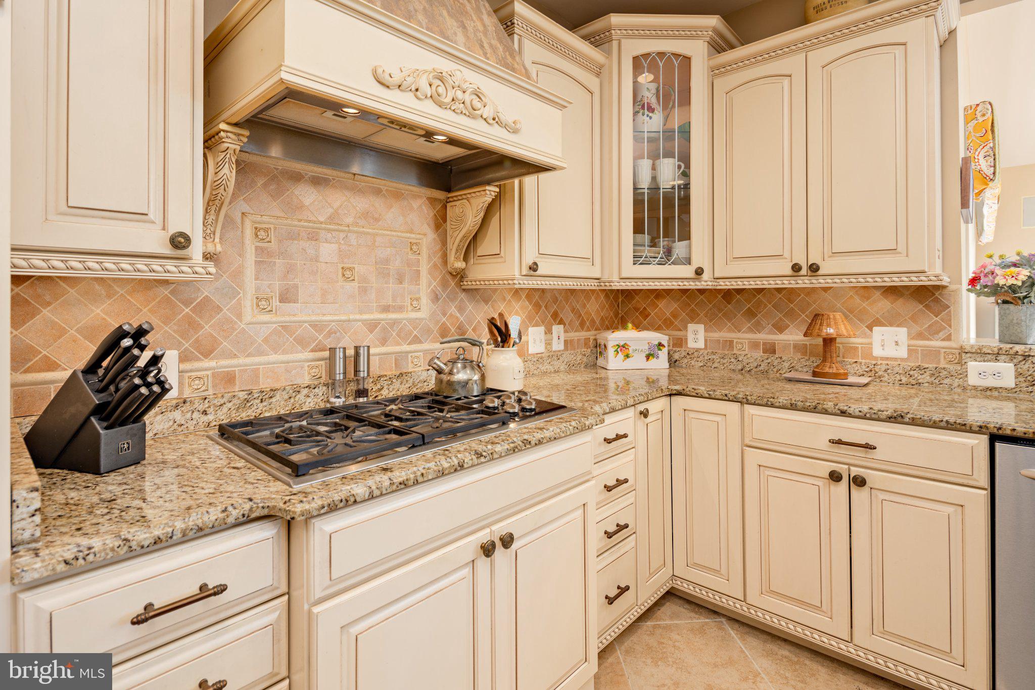 VINEYARD OAK NORTH - Residential