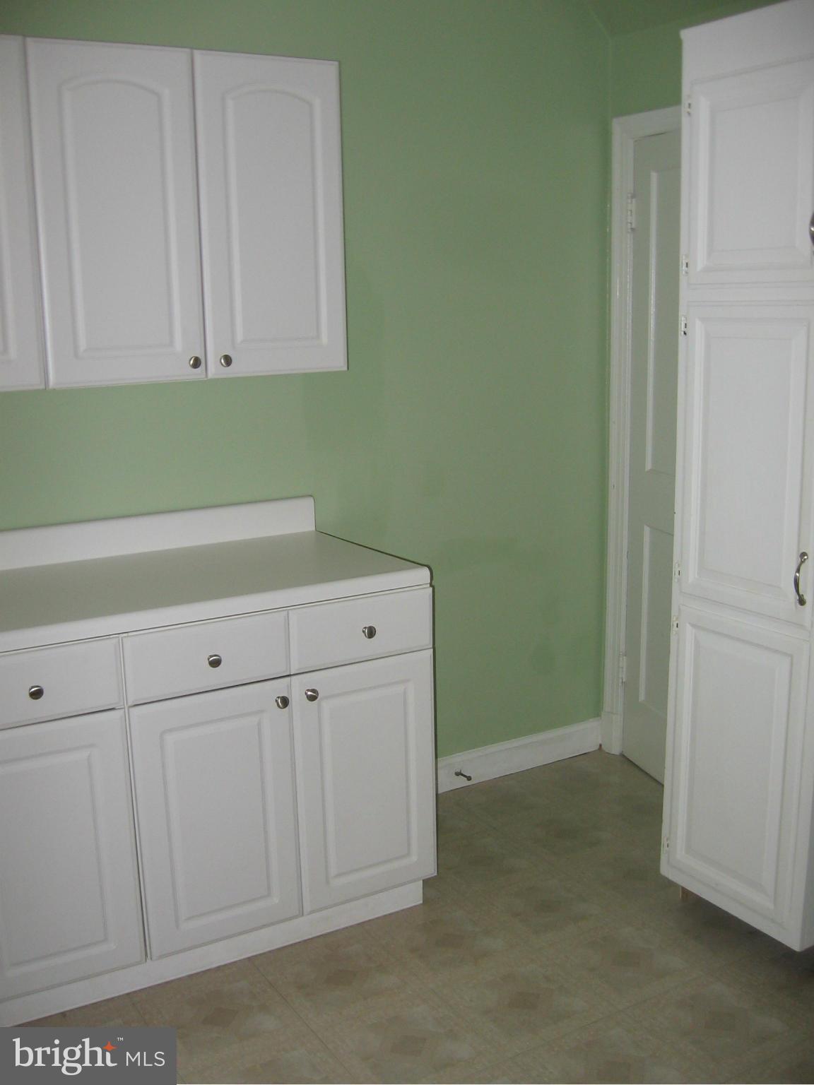 ARLINGTON VILLAGE - Residential Lease