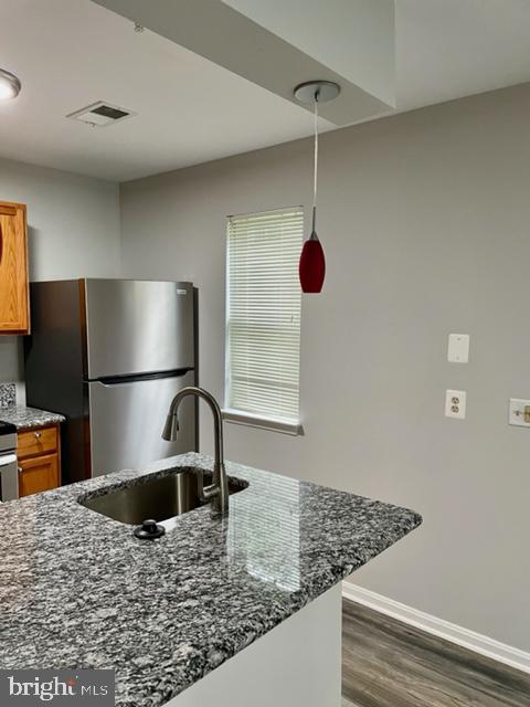 ETON PLACE - Residential Lease