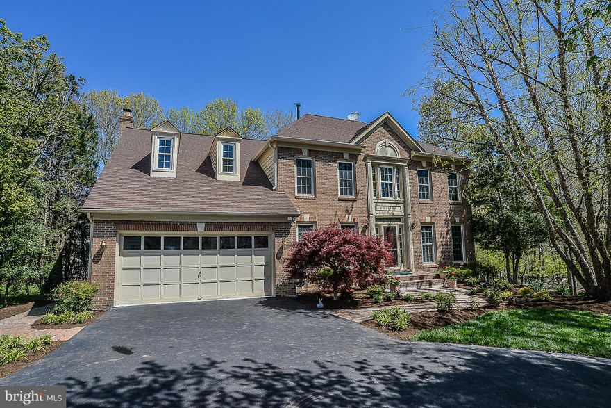 PRICE REDUCED! Don't miss this stunning home in sought-after Virginia Run location! Expanded unique Bell Haven model w/ open plan. Refinished hardwoods on the main level, New Carpet and Paint, sun room with serene views, Remodeled Kit- granite, oak cabinetry,Master suite, screened-in porch and large yard with access to path,Game Room-lower level with full bath, cedar closet, walkout & Playhouse.