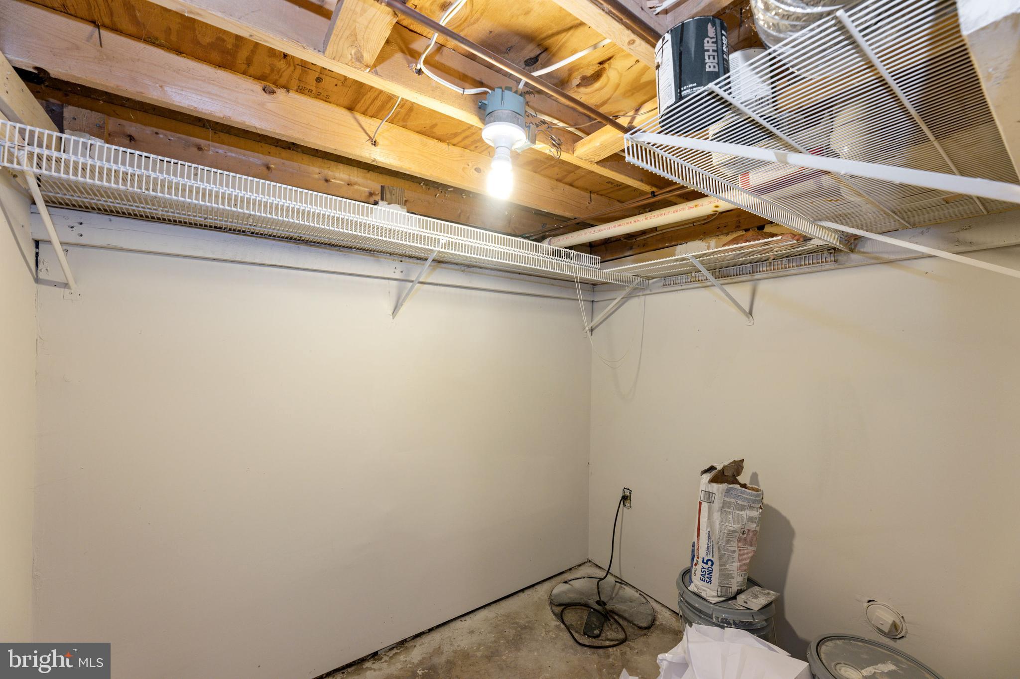 WOODVIEW VILLAGE - Residential