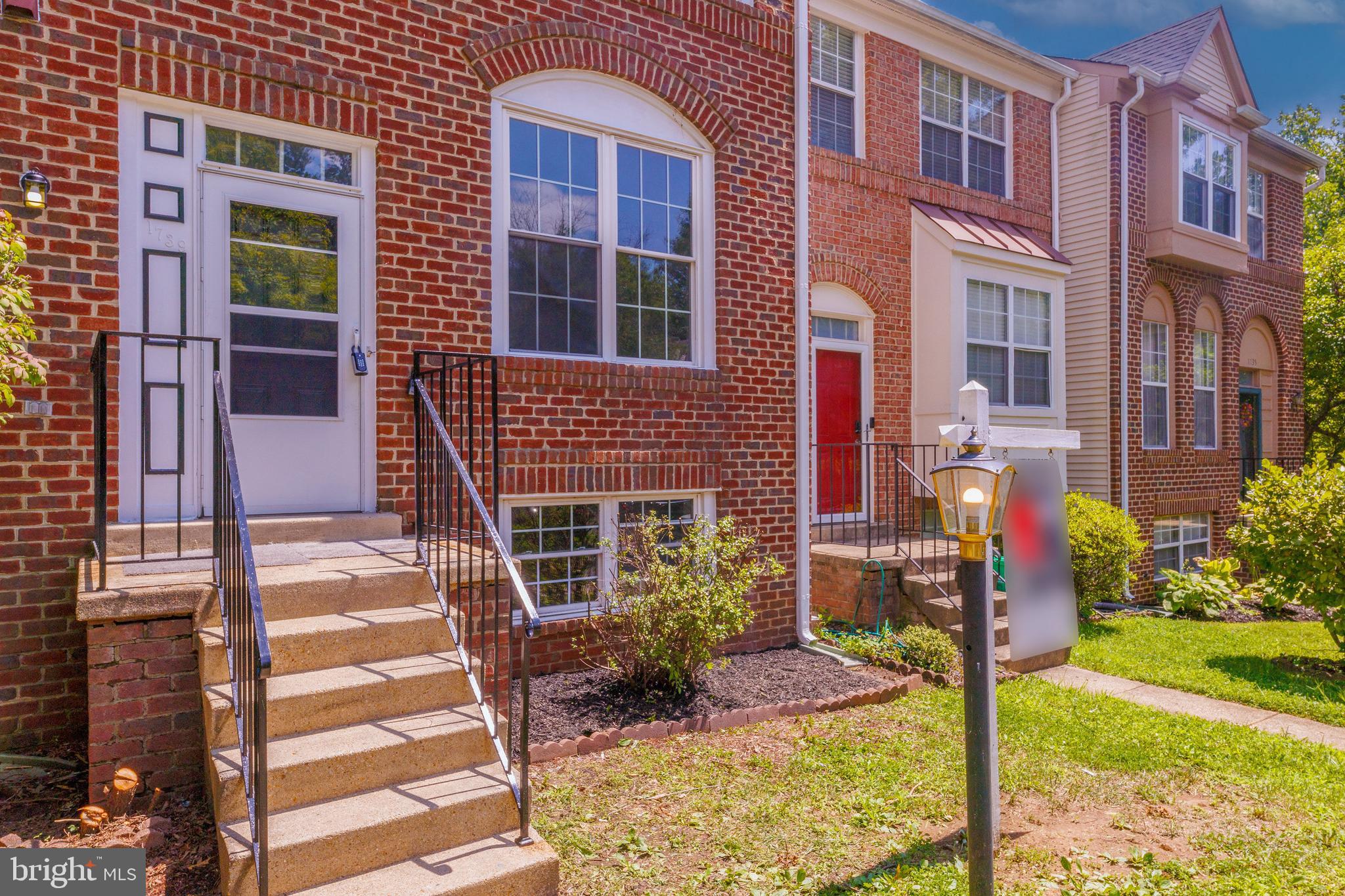 WOODVIEW VILLAGE - Residential