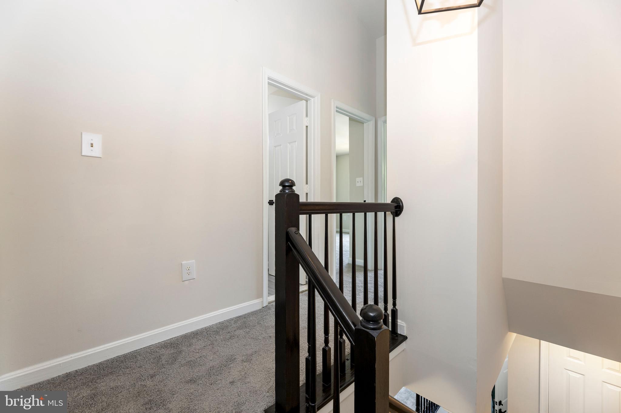 WOODVIEW VILLAGE - Residential