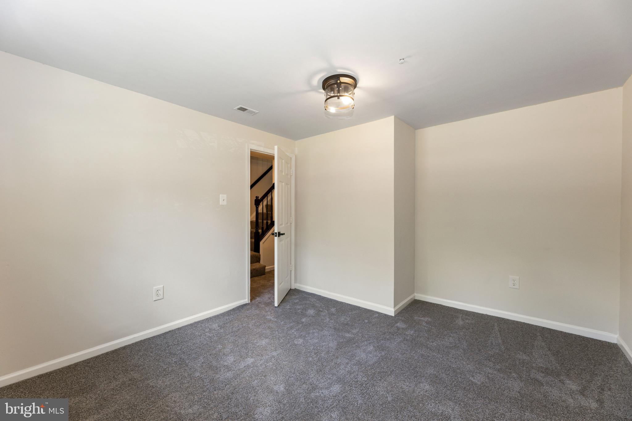 WOODVIEW VILLAGE - Residential