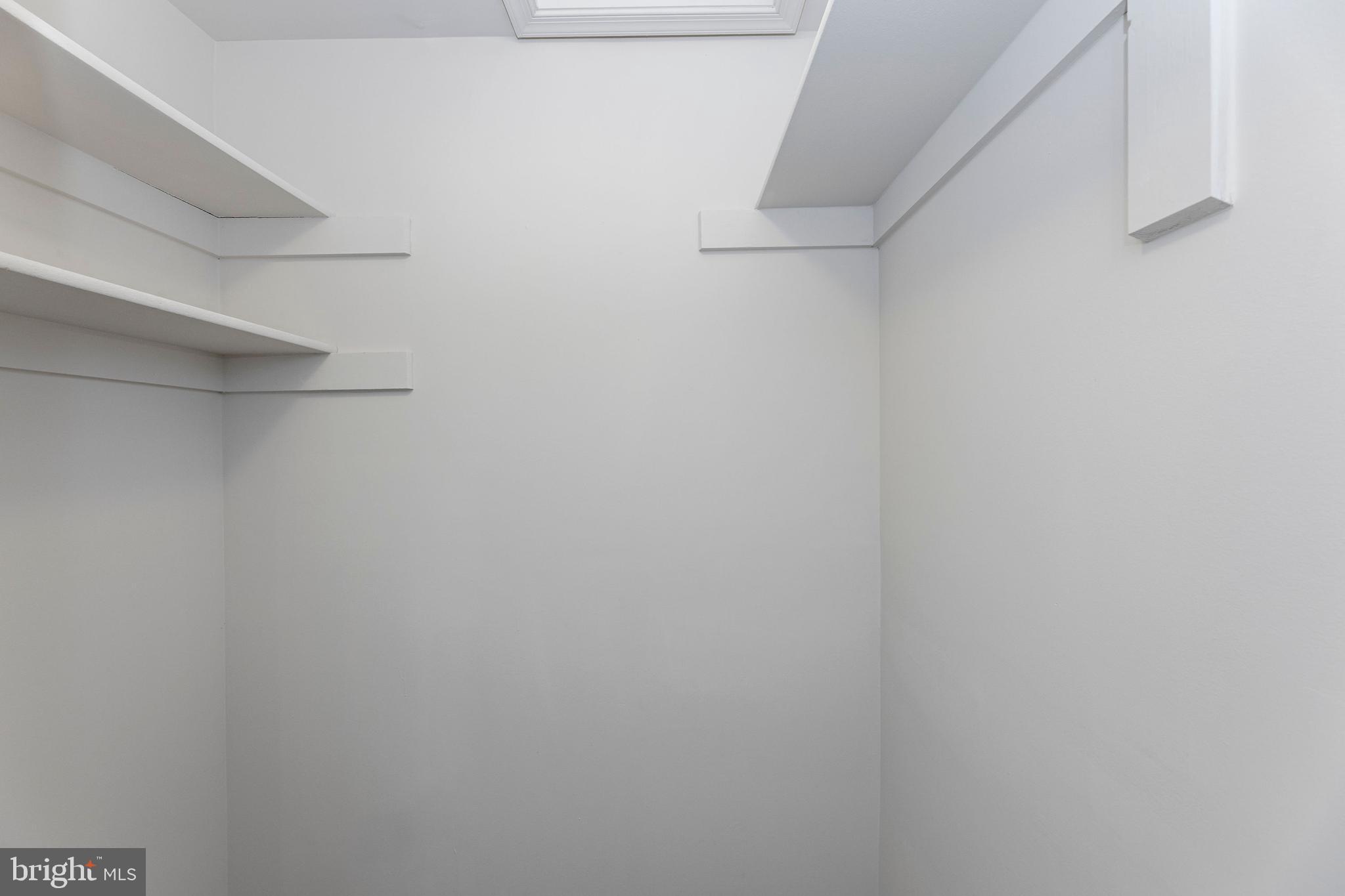 WOODVIEW VILLAGE - Residential