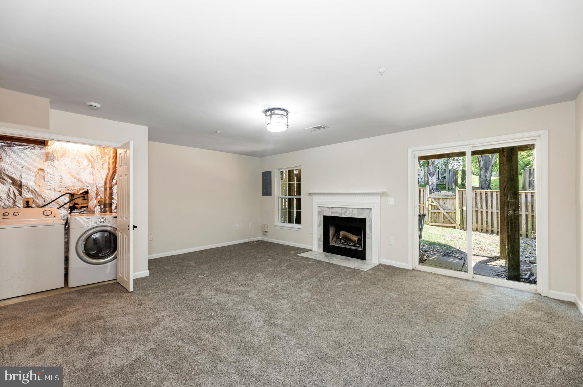 WOODVIEW VILLAGE - Residential