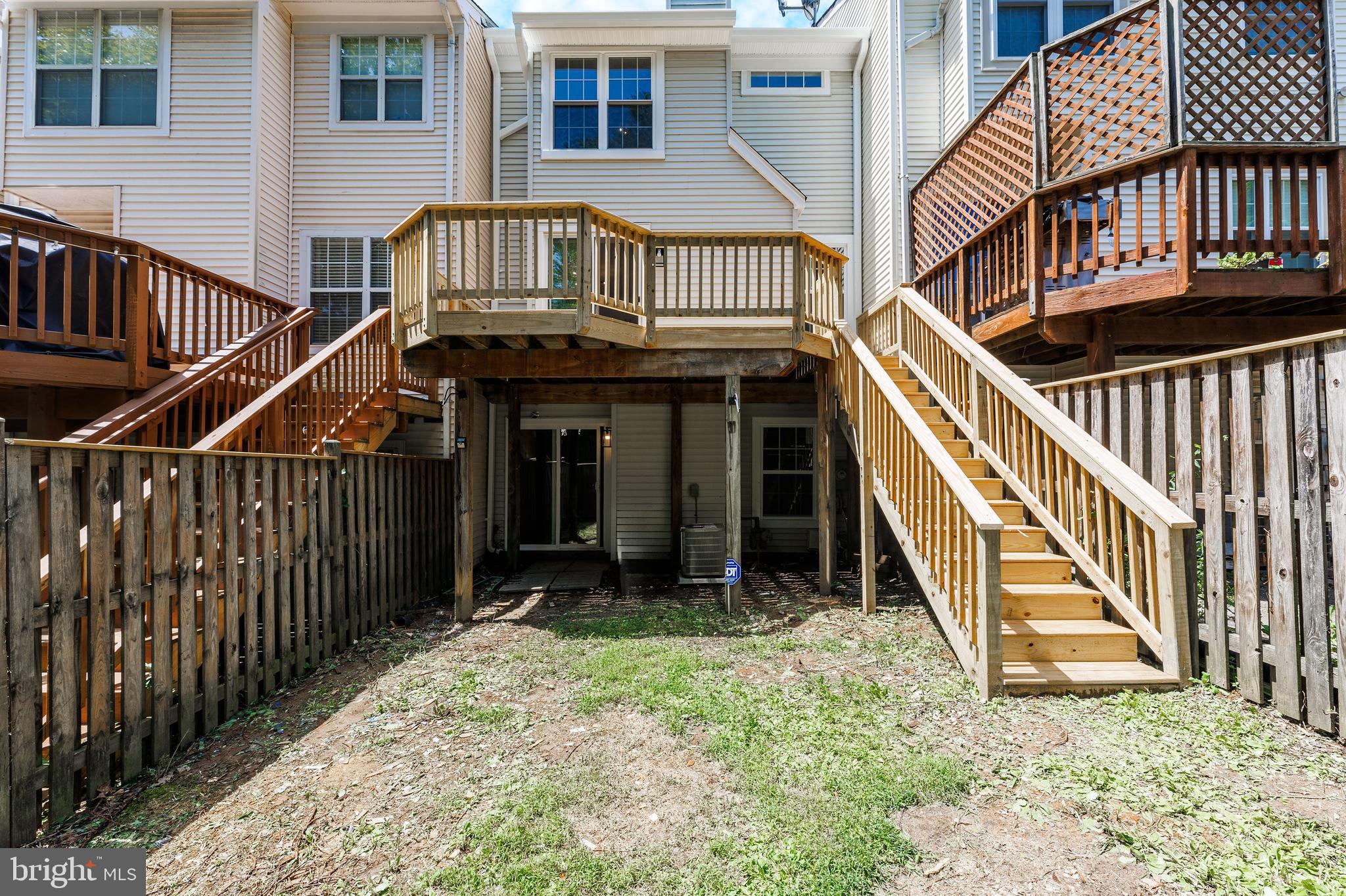 WOODVIEW VILLAGE - Residential