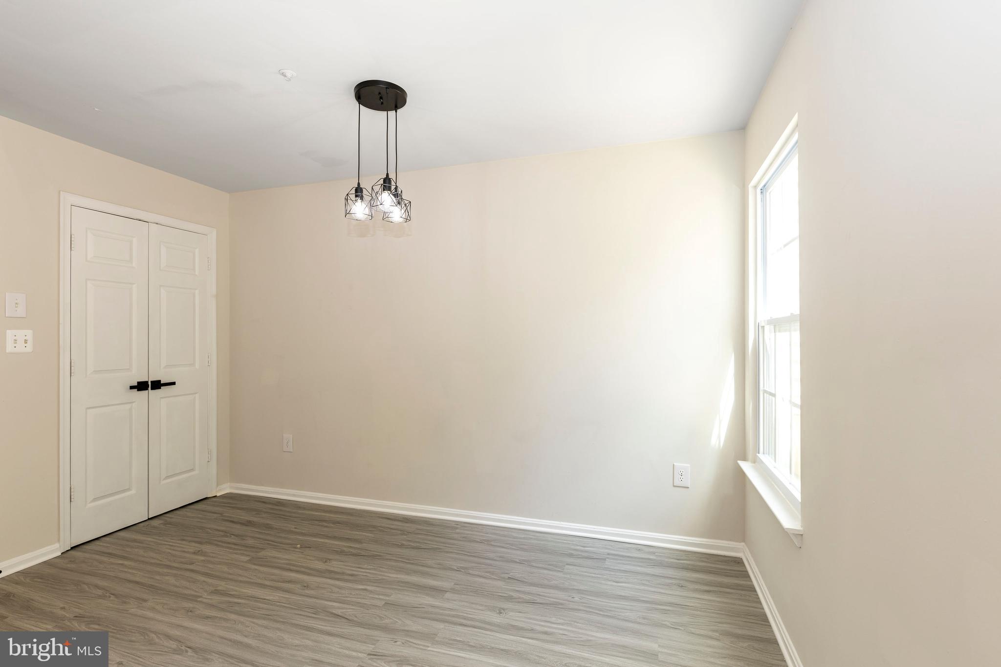 WOODVIEW VILLAGE - Residential