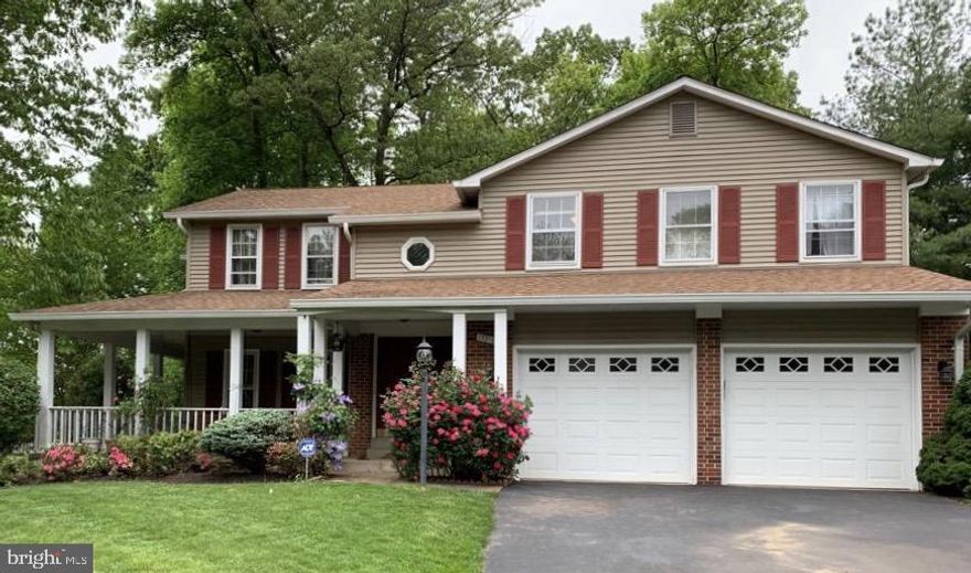 EXCELLENT LOCATION! EXCELLENT COMMUNITY!! EXCELLENT  SCHOOLS!!! EXCELLENT HOME!!!!BEAUTIFUL 3 STORY COLONIAL HOUSE ON NEARLY 1/2 ACRE LAND.   LARGE AND LUSCIOUS GREEN LAWN LEADS TO A WRAPAROUND PORCH WITH A SWING - PERFECT FOR SITTING AND WATCHING THE RAIN. DOUBLE FRONT DOORS LEAD INTO A HIGH CEILING FOYER. MAIN LEVEL HAS GLEAMING HARDWOOD FLOORS. BRAND NEW KITCHEN, UPDATED POWDER ROOM AND MASTER BATHROOM (JULY 2020). MAIN LEVEL LAUNDRY ROOM HAS LARGE WASHER AND DRYER. FAMILY ROOM WITH FRENCH DOORS LEADING INTO A COVERED PORCH AND DECK, GREAT FOR HOSTING BARBEQUE PARTIES.          STAIRS & UPPER FLOOR ARE HARDWOOD, EXCEPT FOR BEDROOMS. SPACIOUS AND BRIGHT LOFT AREA PRESENT ON UPPER LEVEL, PERFECT FOR A HOME OFFICE OR STUDENT WORK AREAS (OR BOTH!)   THE SPACIOUS BASEMENT HAS AN ADDITIONAL PLAYROOM/BEDROOM WITH 2 CLOSETS.            THE LARGE TREE IN THE FRONT YARD BECOMES THE NEIGHBORHOOD ATTRACTION WHEN IT CHANGES COLORS IN FALL. BEAUTIFUL BACKYARD BACKS TO TREES AND LOOKS LIKE A NATIONAL PARK DURING FALL. HUGE DRIVEWAY CAN ACCOMMODATE UP TO 4 CARS. THE STREET IS VERY WIDE PROVIDING PLENTY OF PARKING DURING PARTIES.          FOR THOSE WITH SCHOOLGOING KIDS, THE ELEMENTARY, MIDDLE AND HIGH SCHOOL BUS STOPS ARE ALL RIGHT IN FRONT OF THE HOUSE. HIGHLY SOUGHT AFTER CHANTILLY HIGH SCHOOL PYRAMID.          COMMUNITY HAS A LOT OF BEAUTIFUL TRAILS, WELL KEPT SWIMMING POOL, TENNIS COURT, BASKETBALL COURT AND SOCCER FIELD. FRANKLIN FARM SHOPPING CENTER IS HALF A MILE AWAY WITH A GIANT AND SEVERAL SMALLER BUSINESSES.  5 MILES AWAY FROM FAIR LAKES SHOPPING CENTER, FAIR OAKS MALL AND ENTRANCE TO I-66. INOVA HOSPITAL IS 2 MILES AWAY.