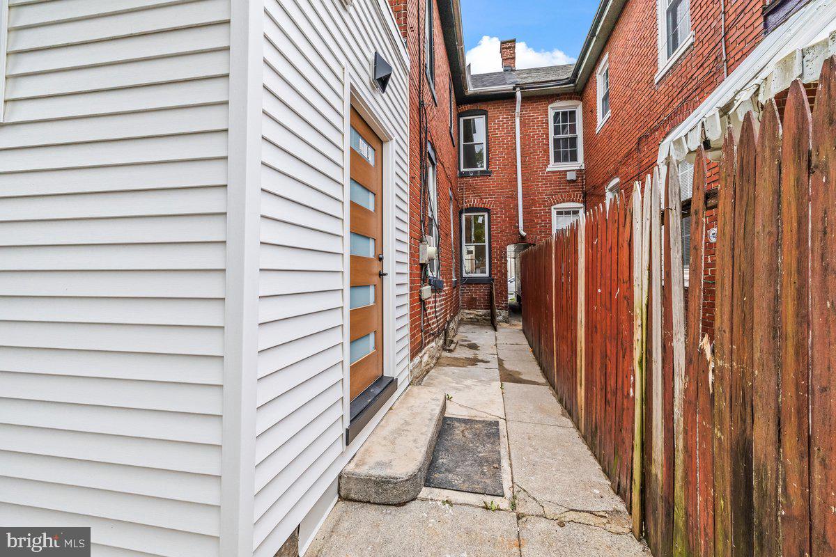 LEBANON CITY - Residential