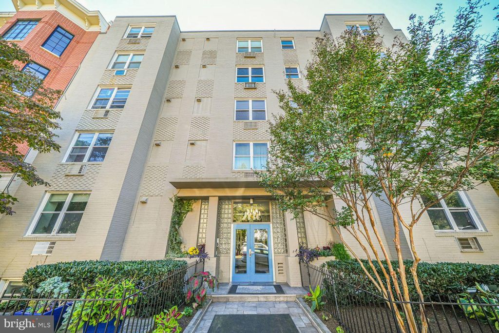 Photo of 2130 N Street NW #203, WASHINGTON, DC 20037 (MLS # DCDC2224000)
