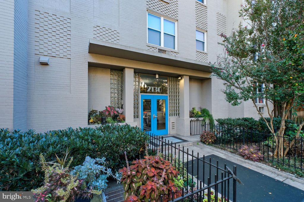 Photo of 2130 N Street NW #203, WASHINGTON, DC 20037 (MLS # DCDC2224000)