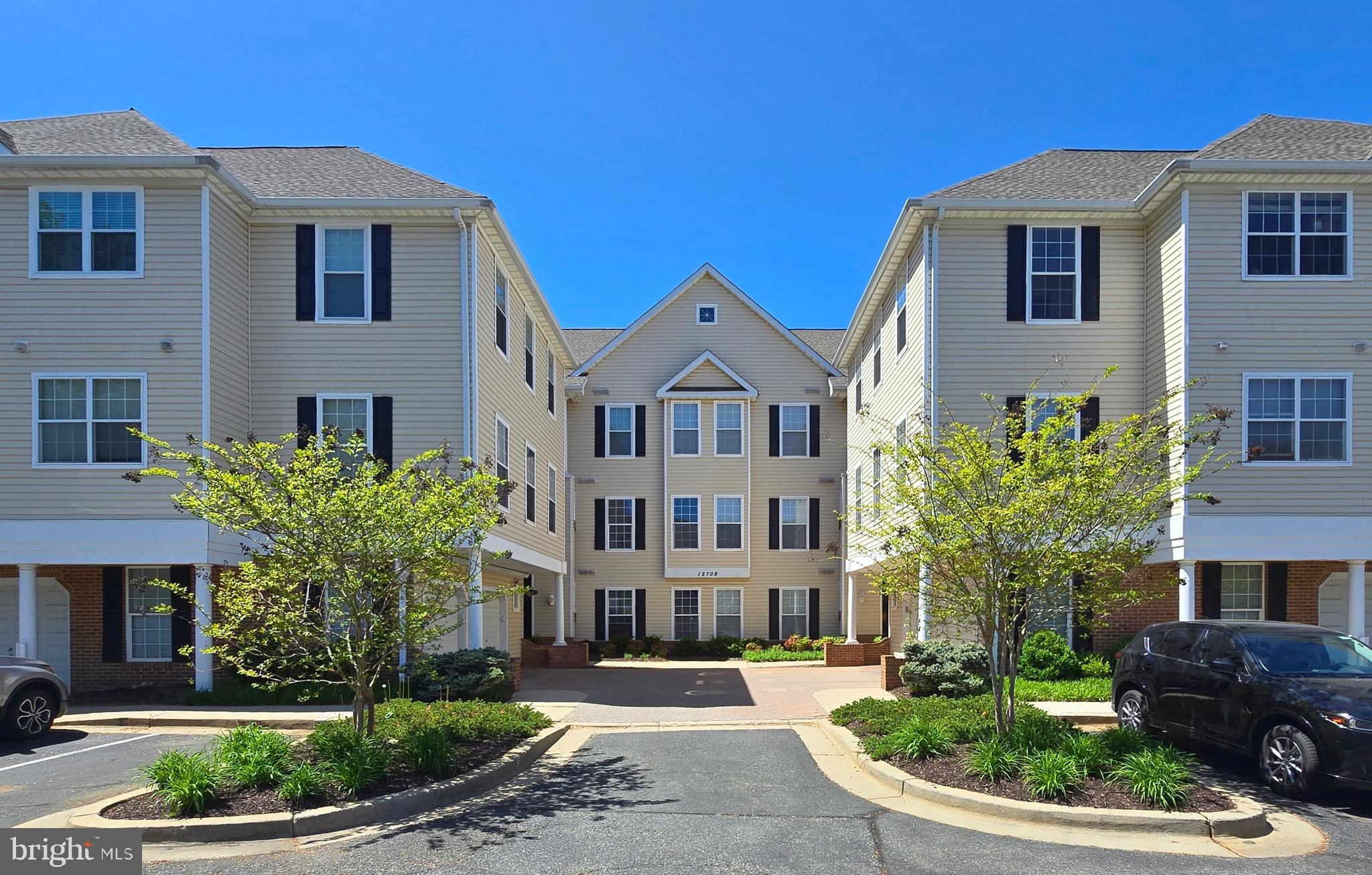 Well maintained 2 bed, 2 full bath condo with a den. This stunning condo is nestled in the highly desirable Milestone Cond near shopping, restaurants, parks and major roads. One car detached garage with one reserved parking (C-3). Expensive hardwood floor throughout. Updated kitchen with granite countertop. Updated bathrooms. High cathedral ceiling and ceiling fans. Private balcony overlooking mature trees. Full sized washer and dryer (Top of the line washer and dryer) in the unit. Hot water heater (2021)