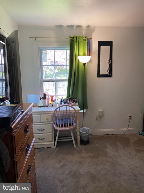 LONDON TOWNE - Residential