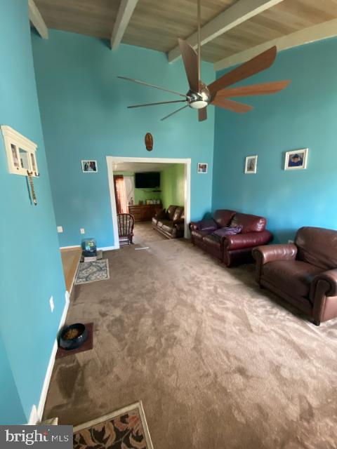 LONDON TOWNE - Residential