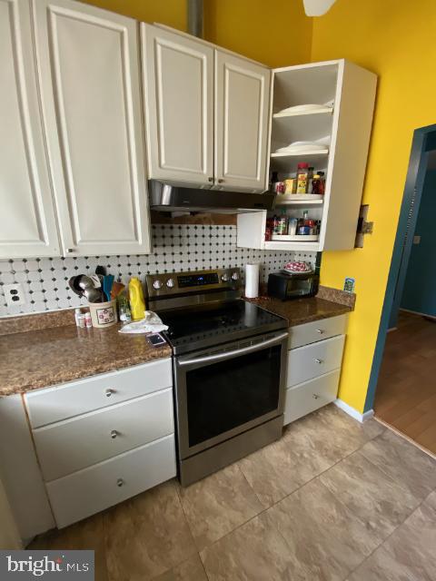 LONDON TOWNE - Residential