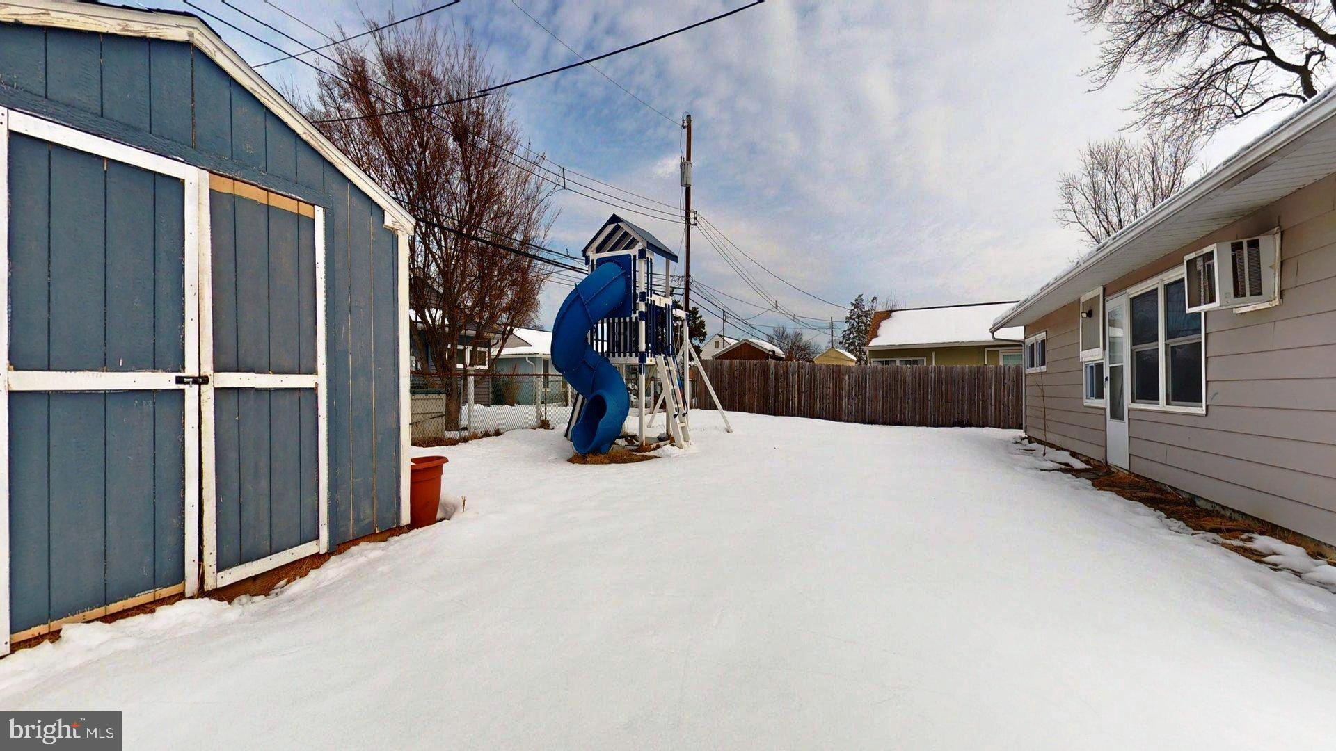 ELDERBERRY POND - Residential