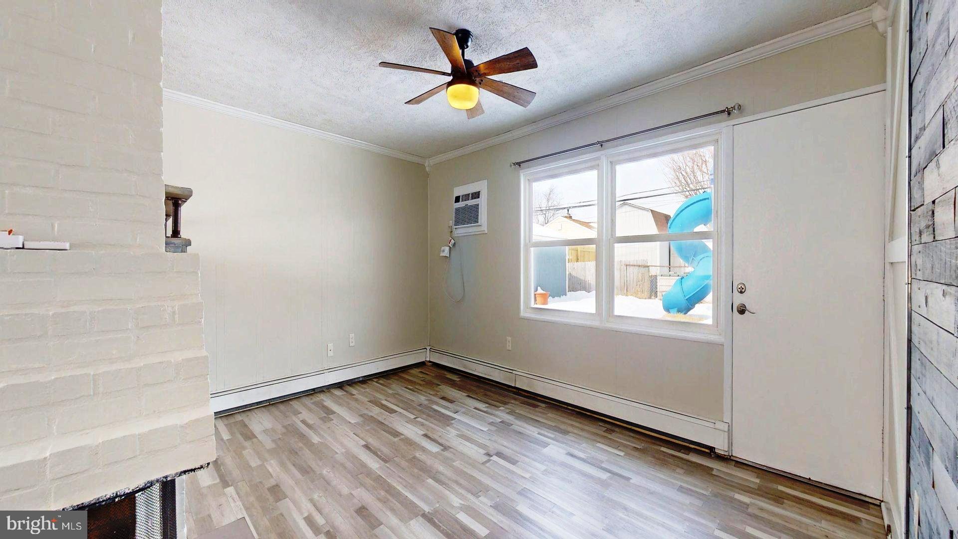 ELDERBERRY POND - Residential