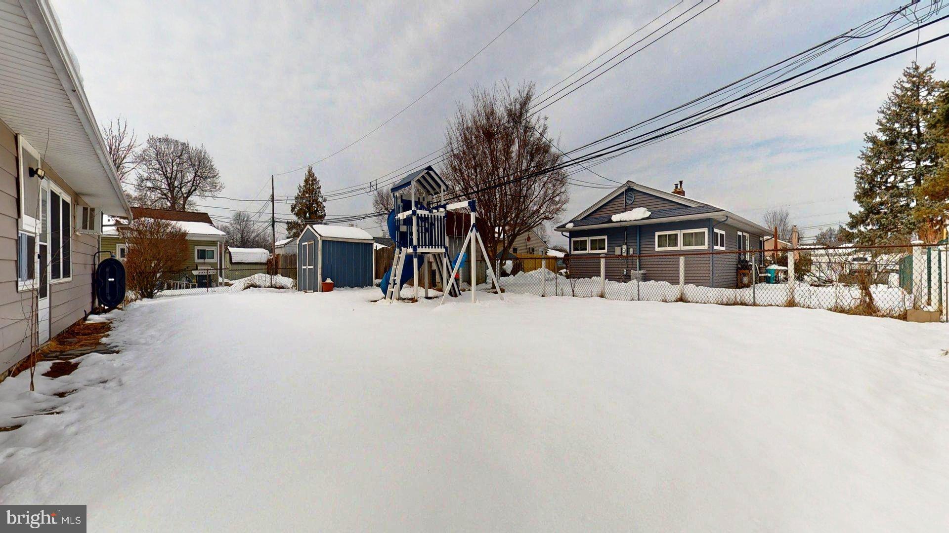 ELDERBERRY POND - Residential