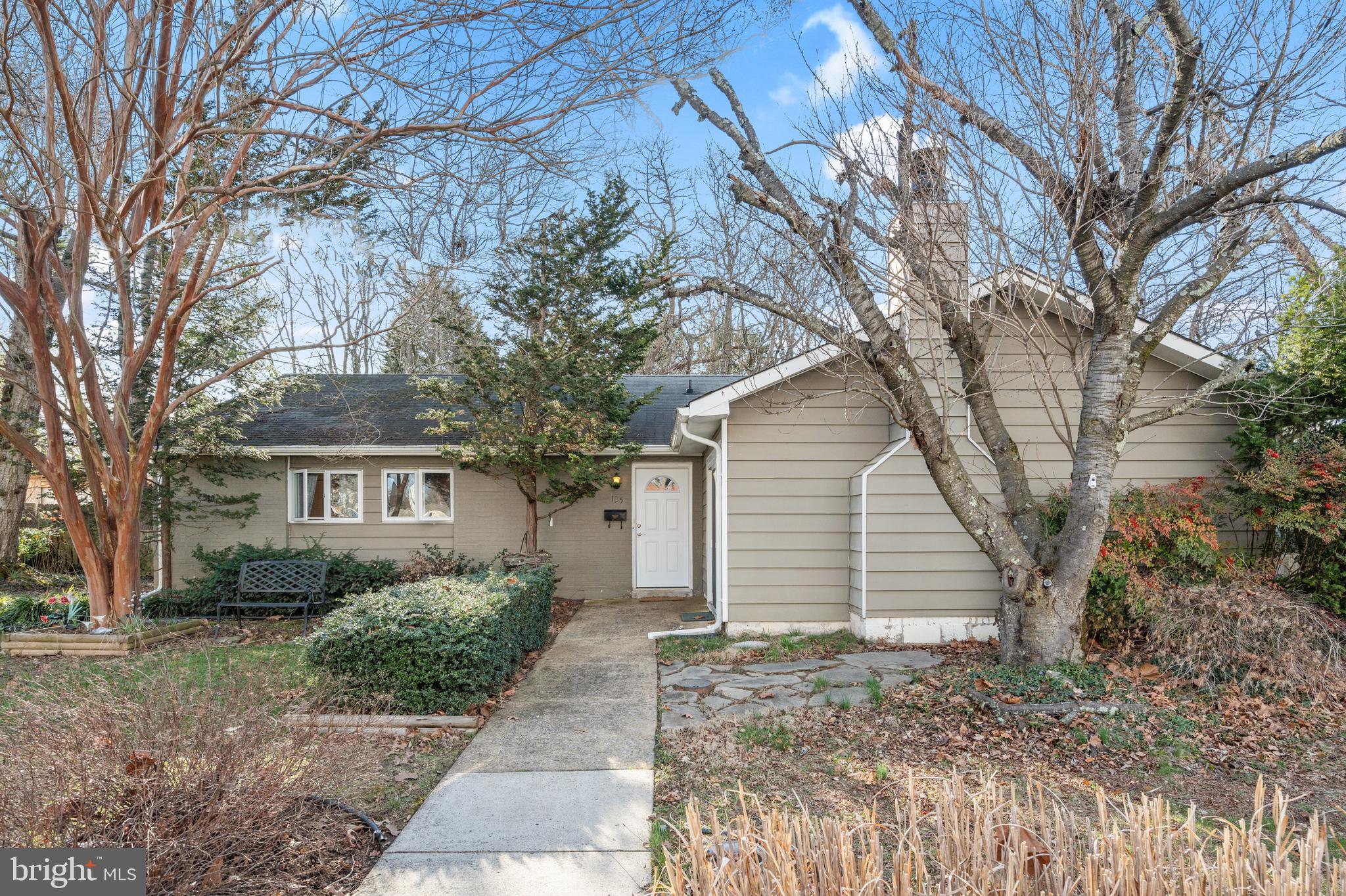 MAYFAIR - Residential