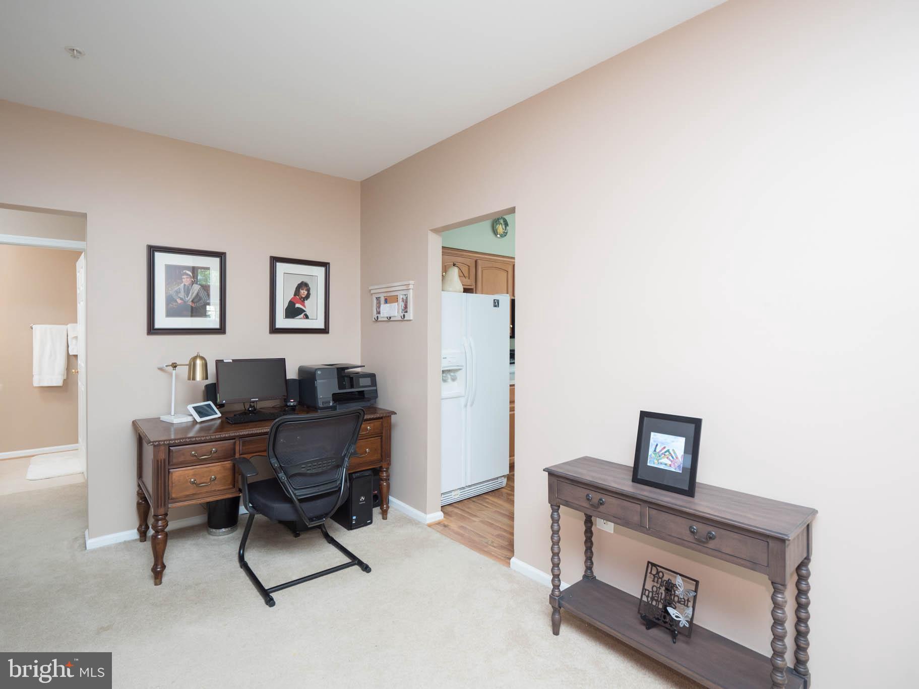 STONEHAVEN MEWS IN CROFTON VILLAGE - Residential