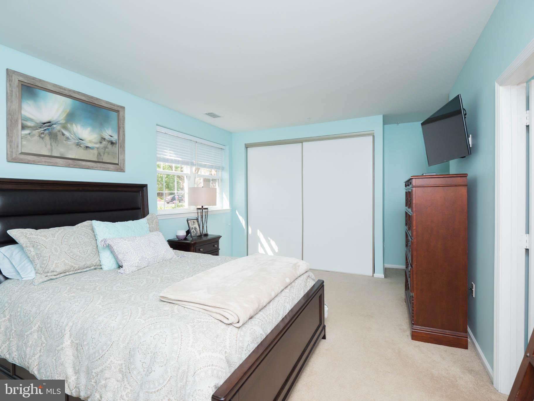 STONEHAVEN MEWS IN CROFTON VILLAGE - Residential