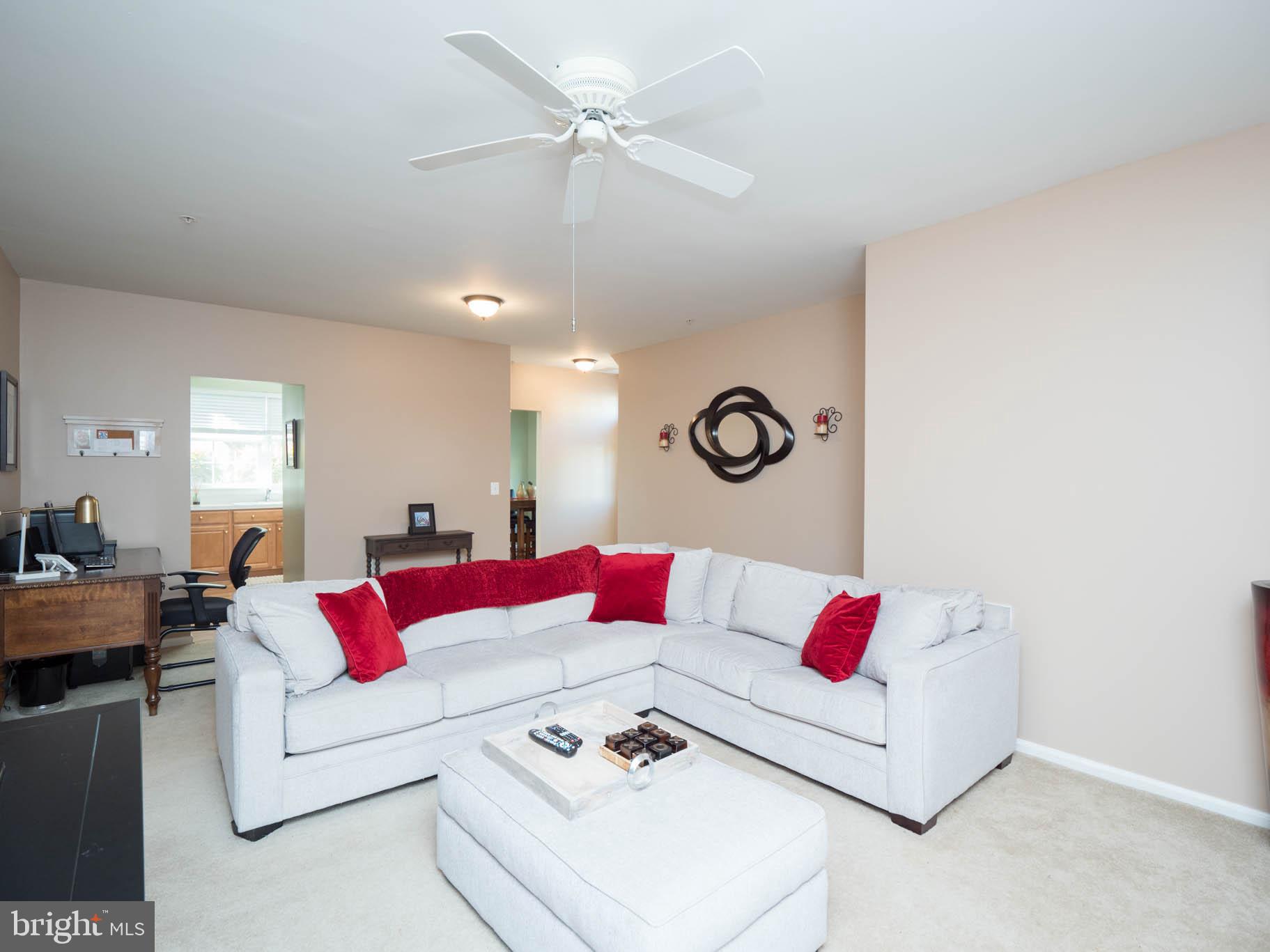 STONEHAVEN MEWS IN CROFTON VILLAGE - Residential