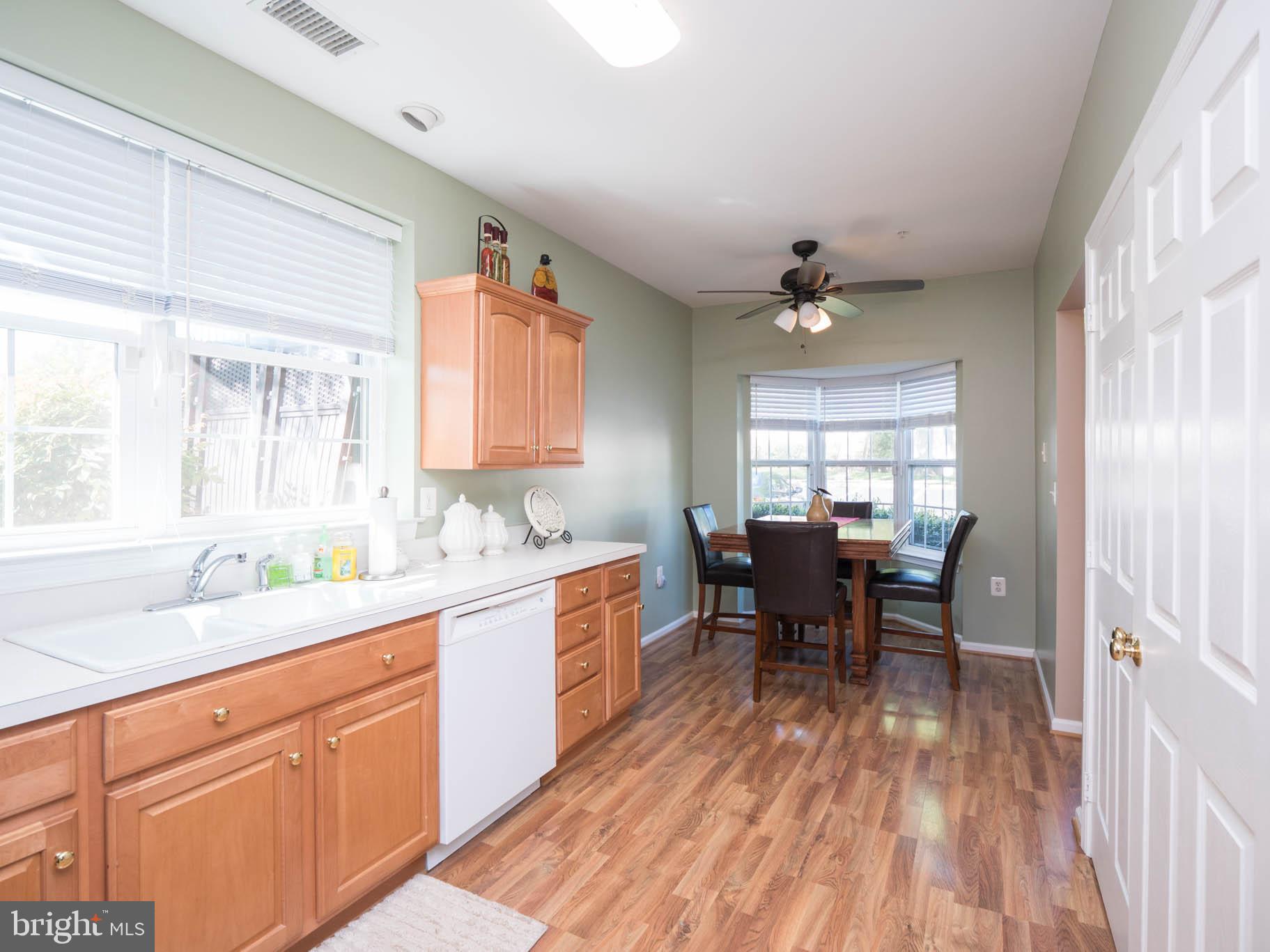 STONEHAVEN MEWS IN CROFTON VILLAGE - Residential