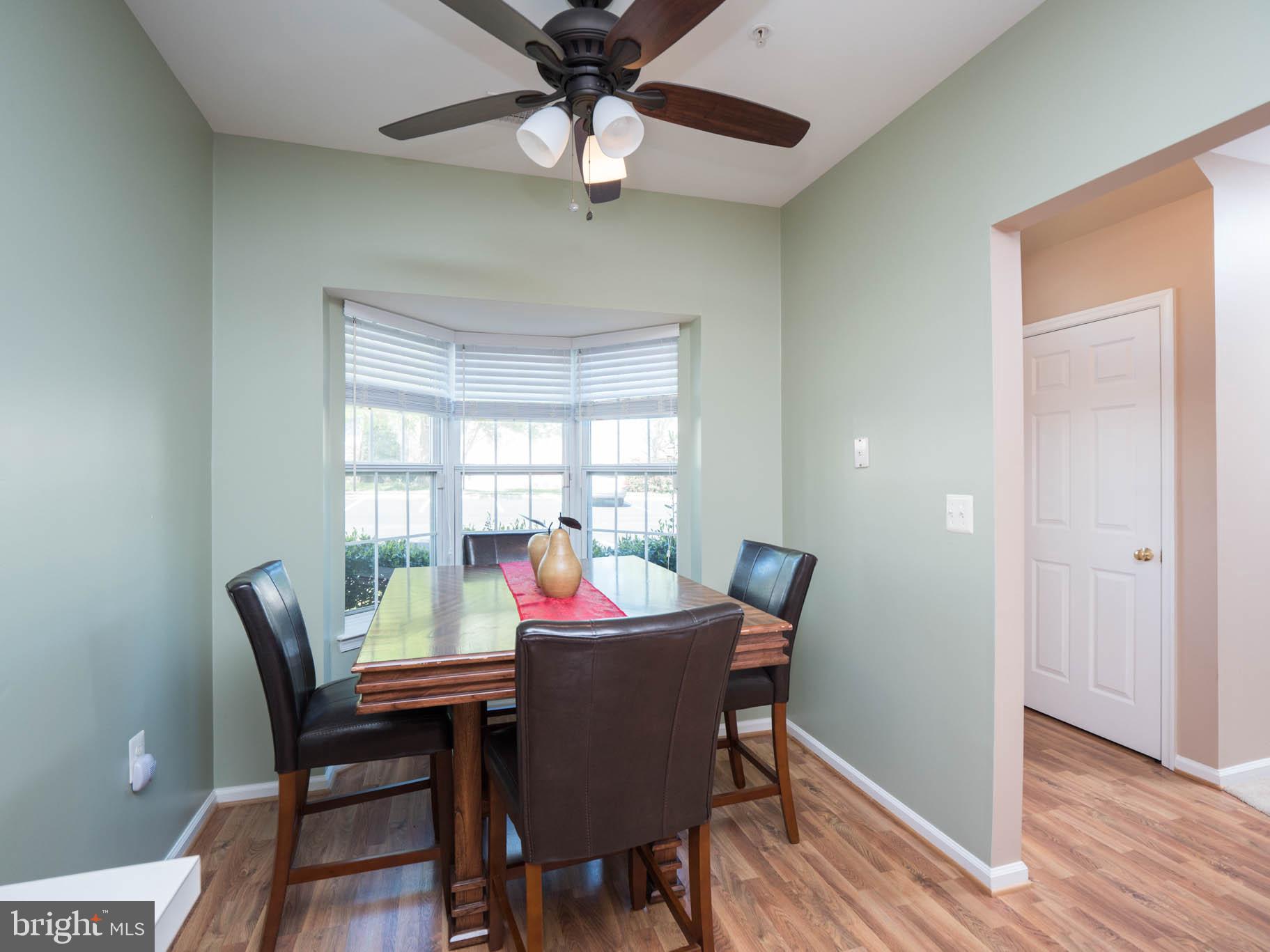 STONEHAVEN MEWS IN CROFTON VILLAGE - Residential