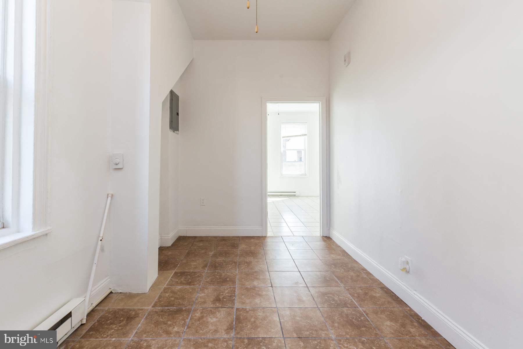 EAST KENSINGTON - Residential Lease