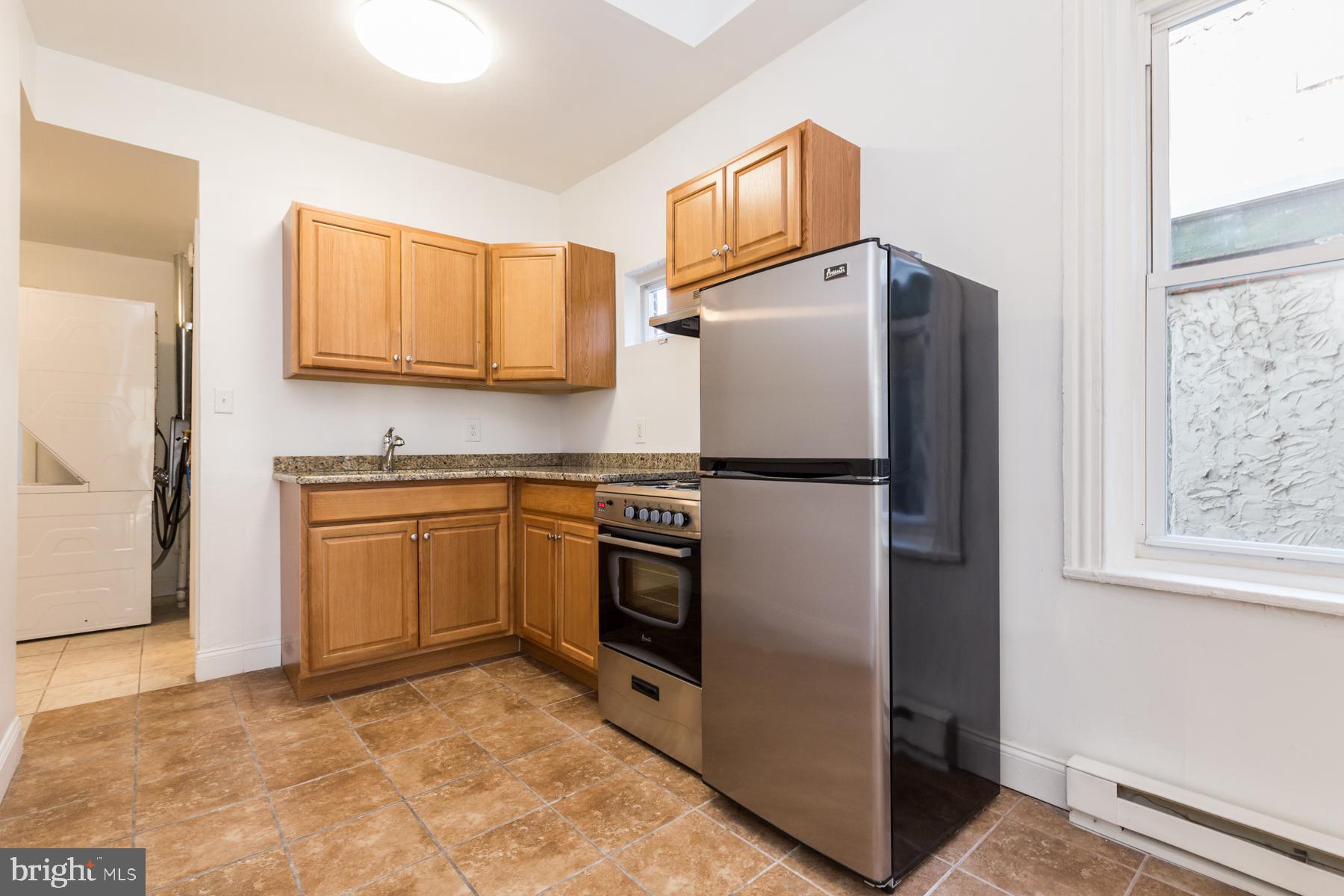 EAST KENSINGTON - Residential Lease