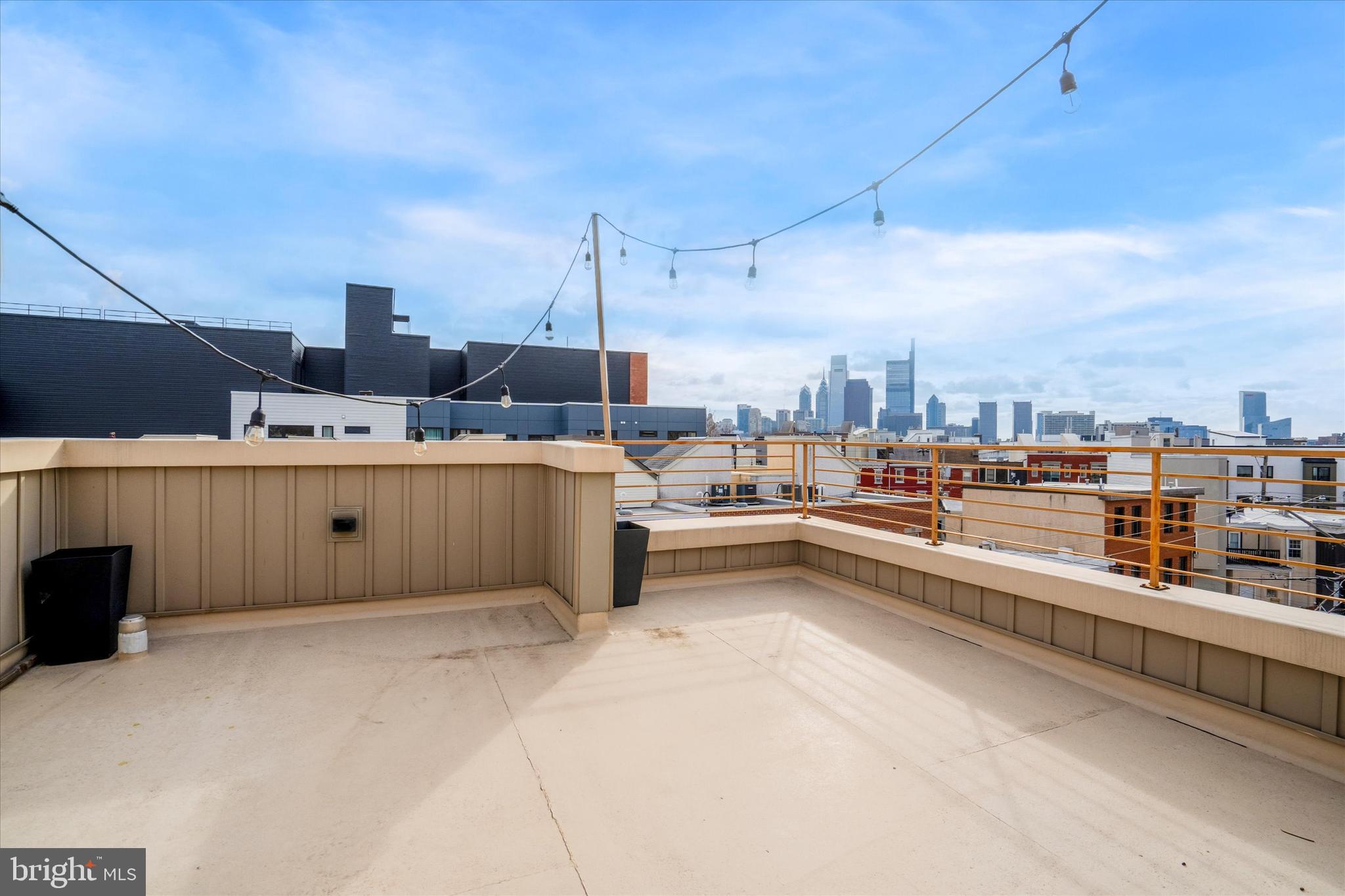 PHILADELPHIA - Residential