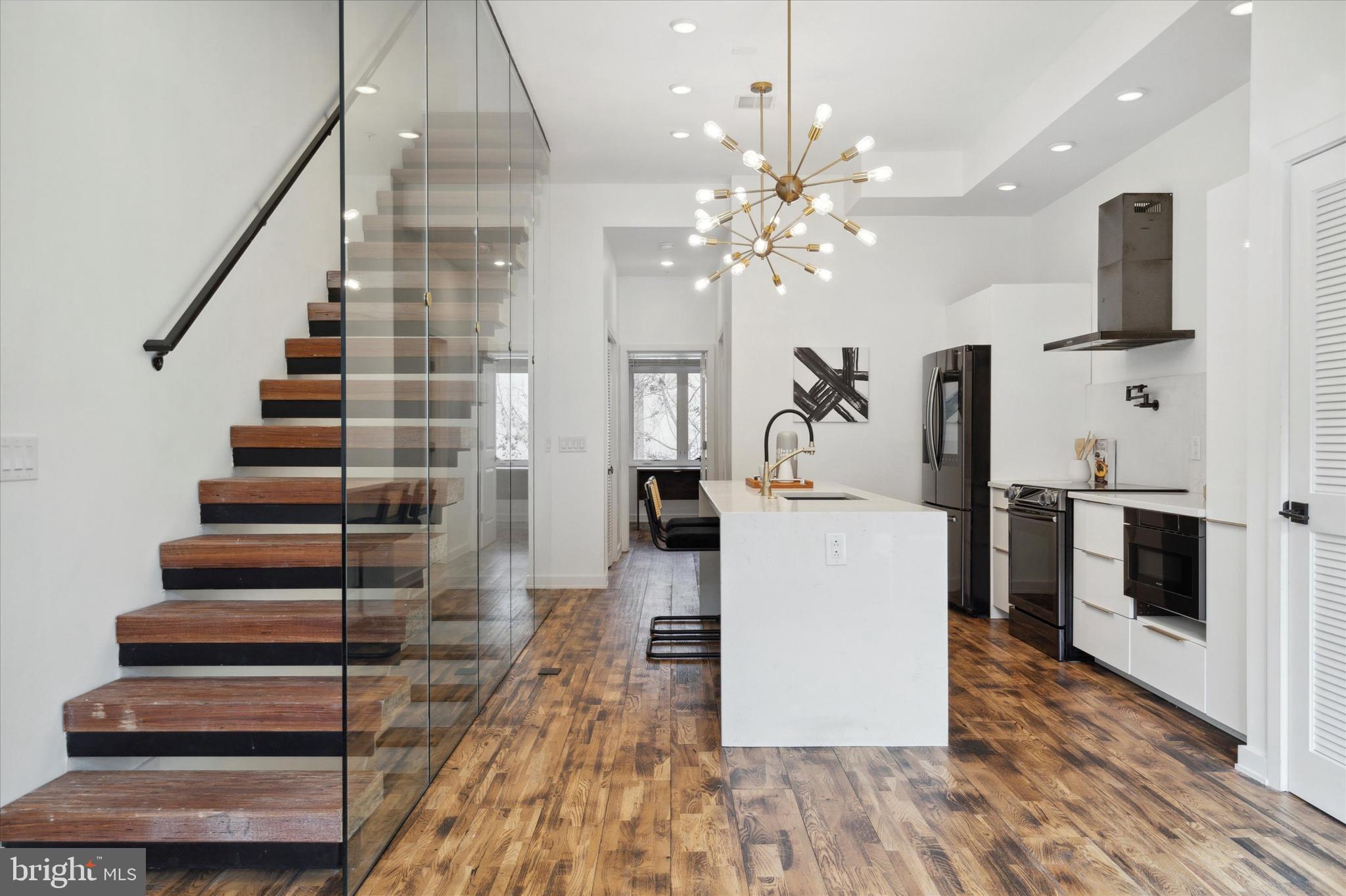 PHILADELPHIA - Residential