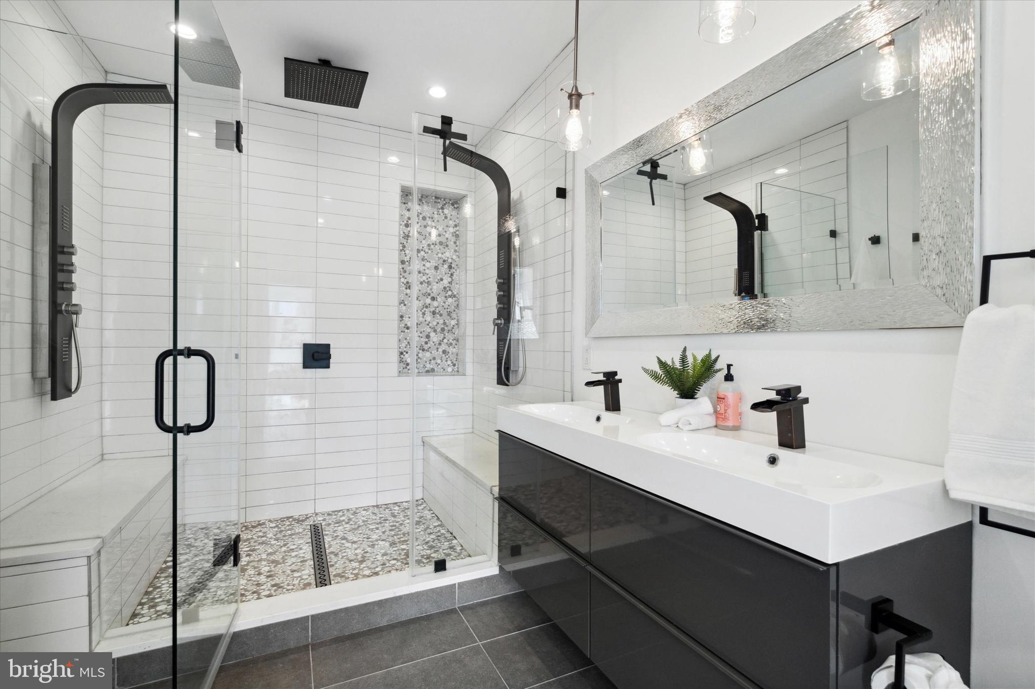 PHILADELPHIA - Residential