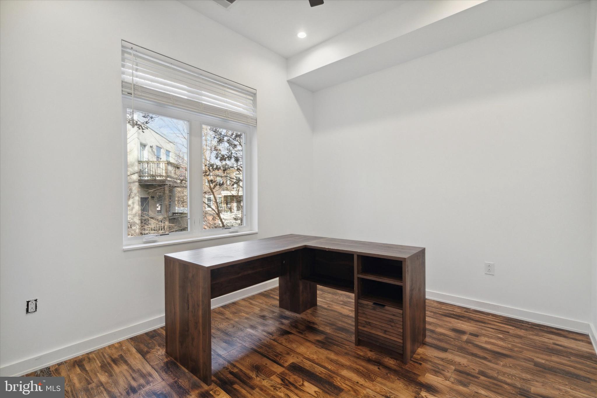 PHILADELPHIA - Residential