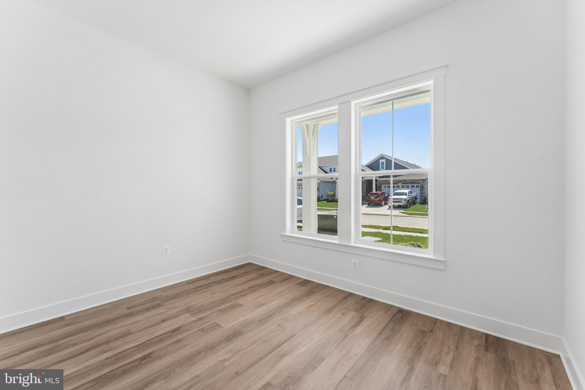 FOUR SEASONS AT KENT ISLAND - Residential