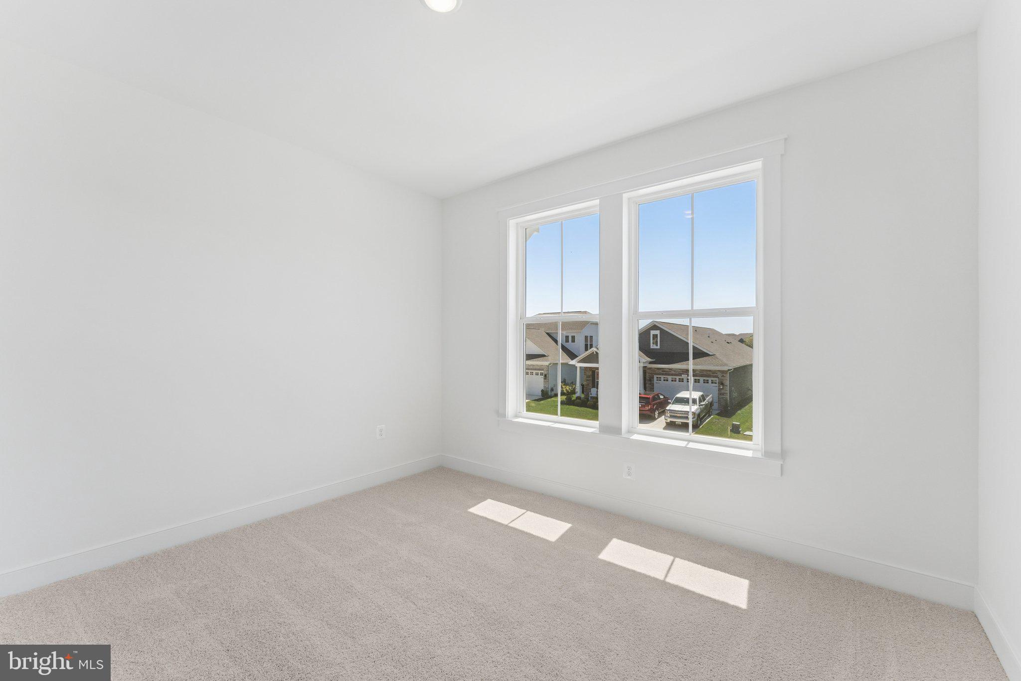 FOUR SEASONS AT KENT ISLAND - Residential