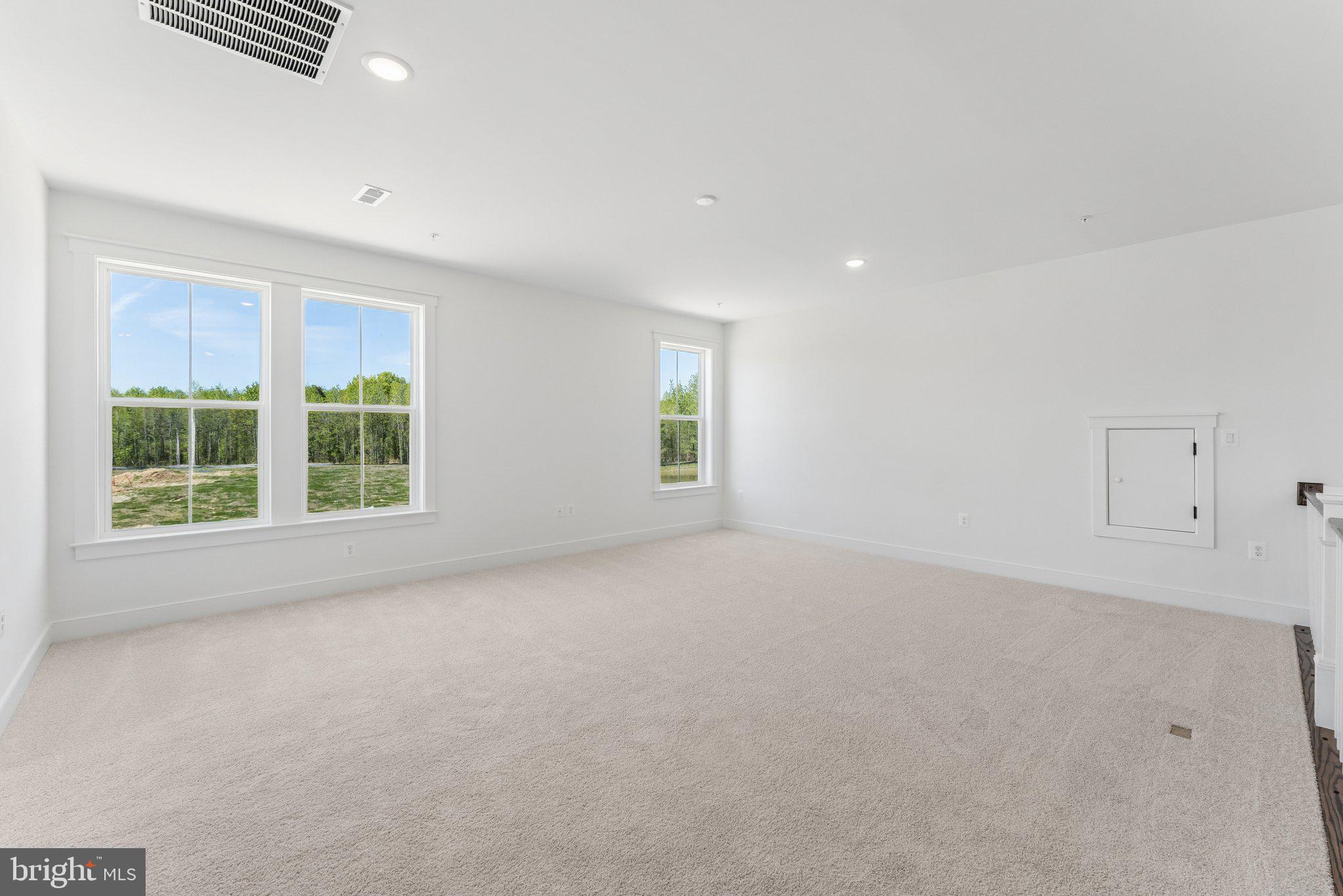 FOUR SEASONS AT KENT ISLAND - Residential