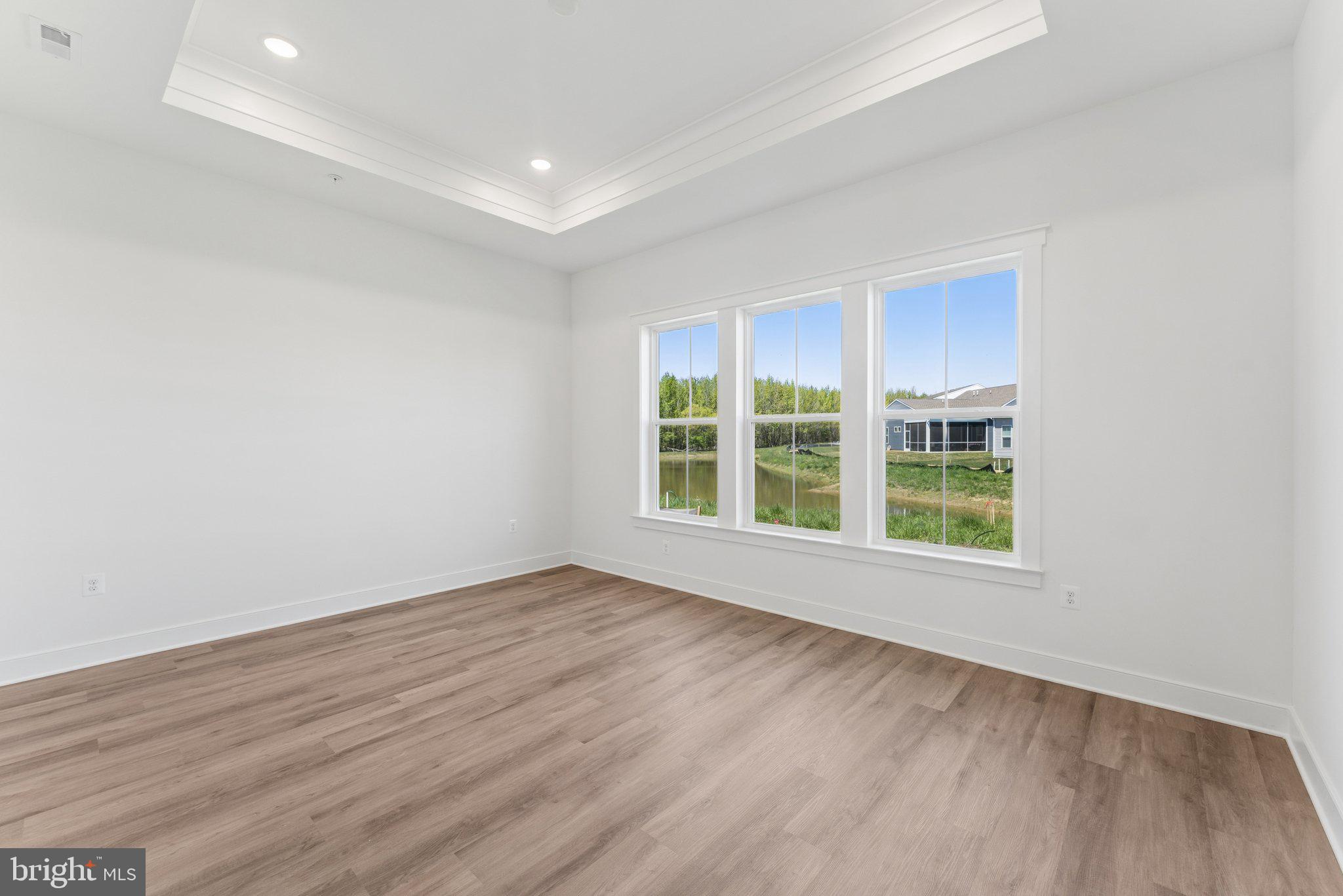 FOUR SEASONS AT KENT ISLAND - Residential