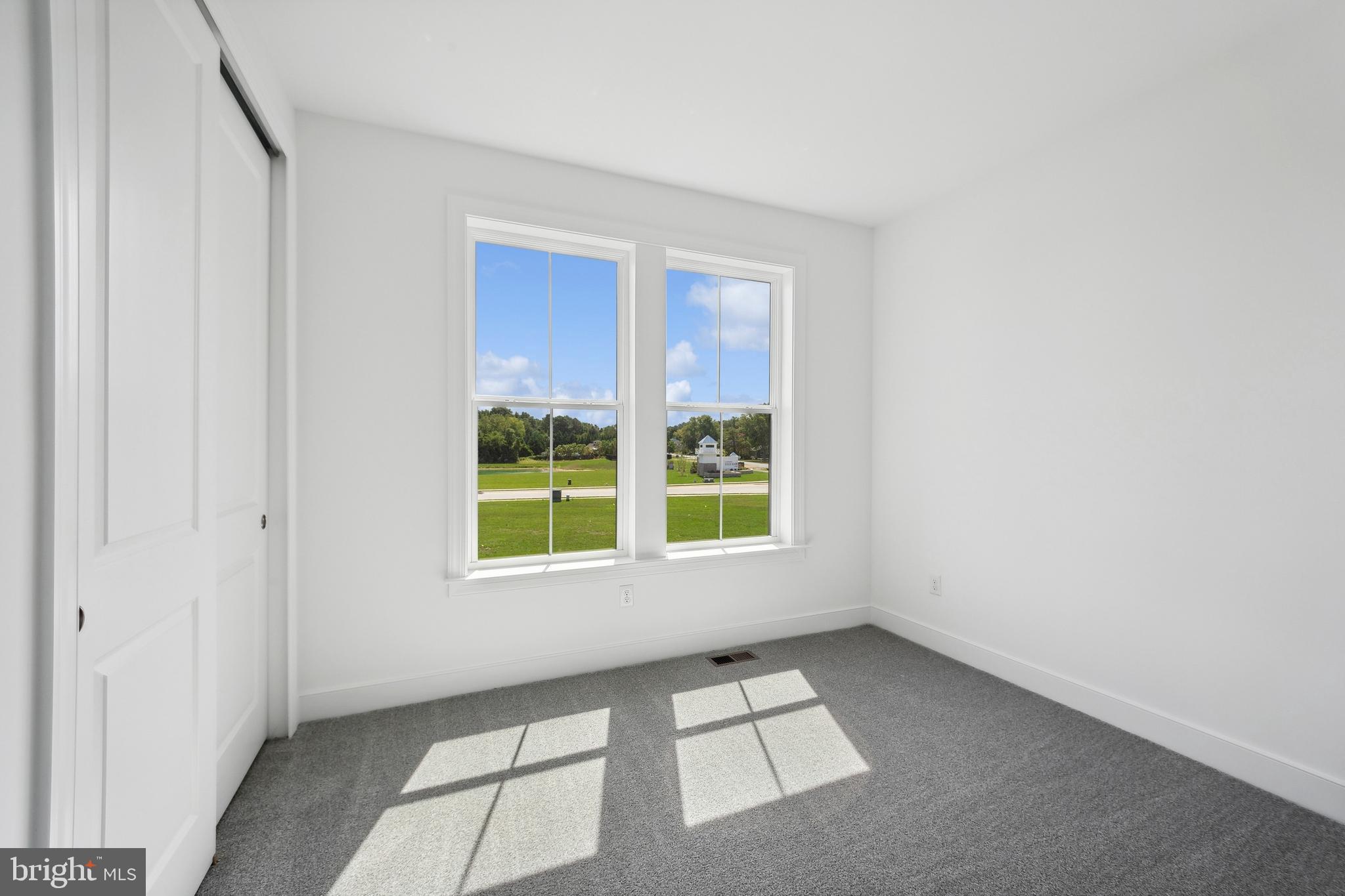 FOUR SEASONS AT KENT ISLAND - Residential