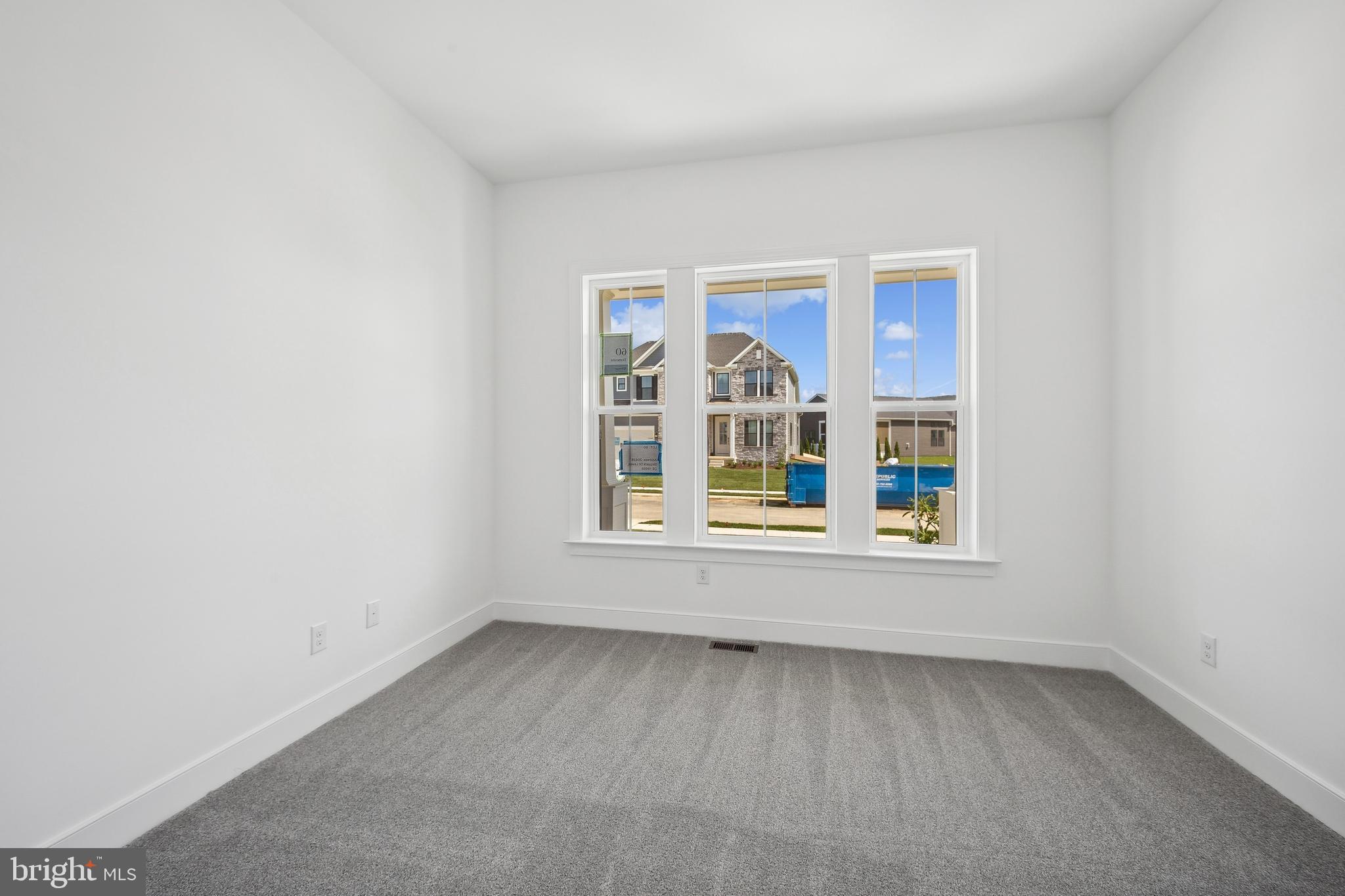 FOUR SEASONS AT KENT ISLAND - Residential