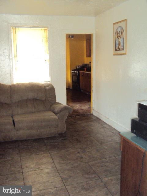 DOWNTOWN YORK - Residential Income