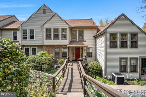 Photo for 451 LOVELL COURT
