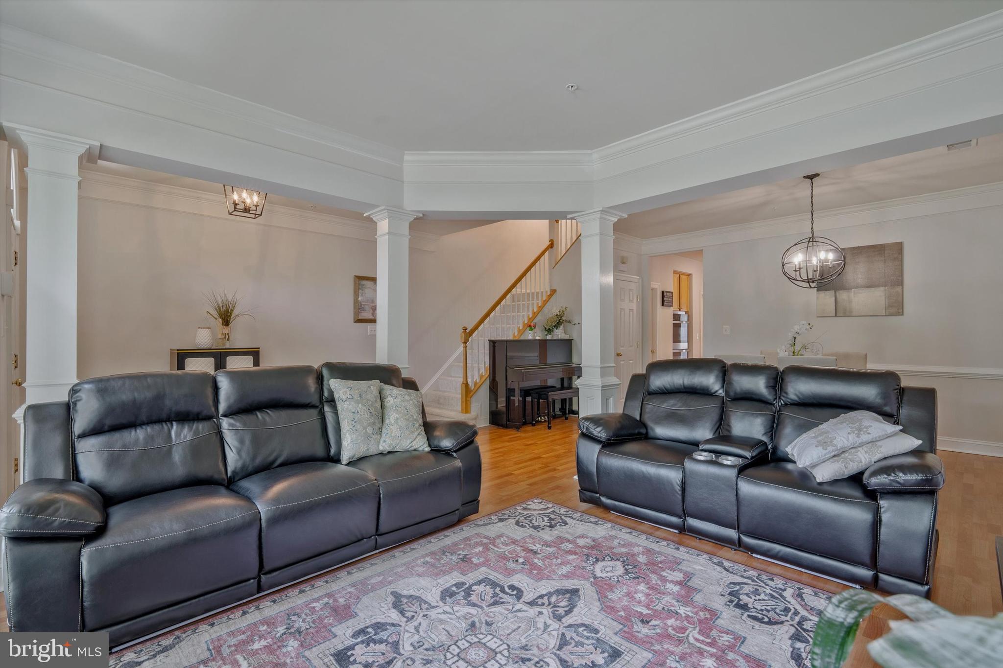 413 LONGHORN CRESCENT