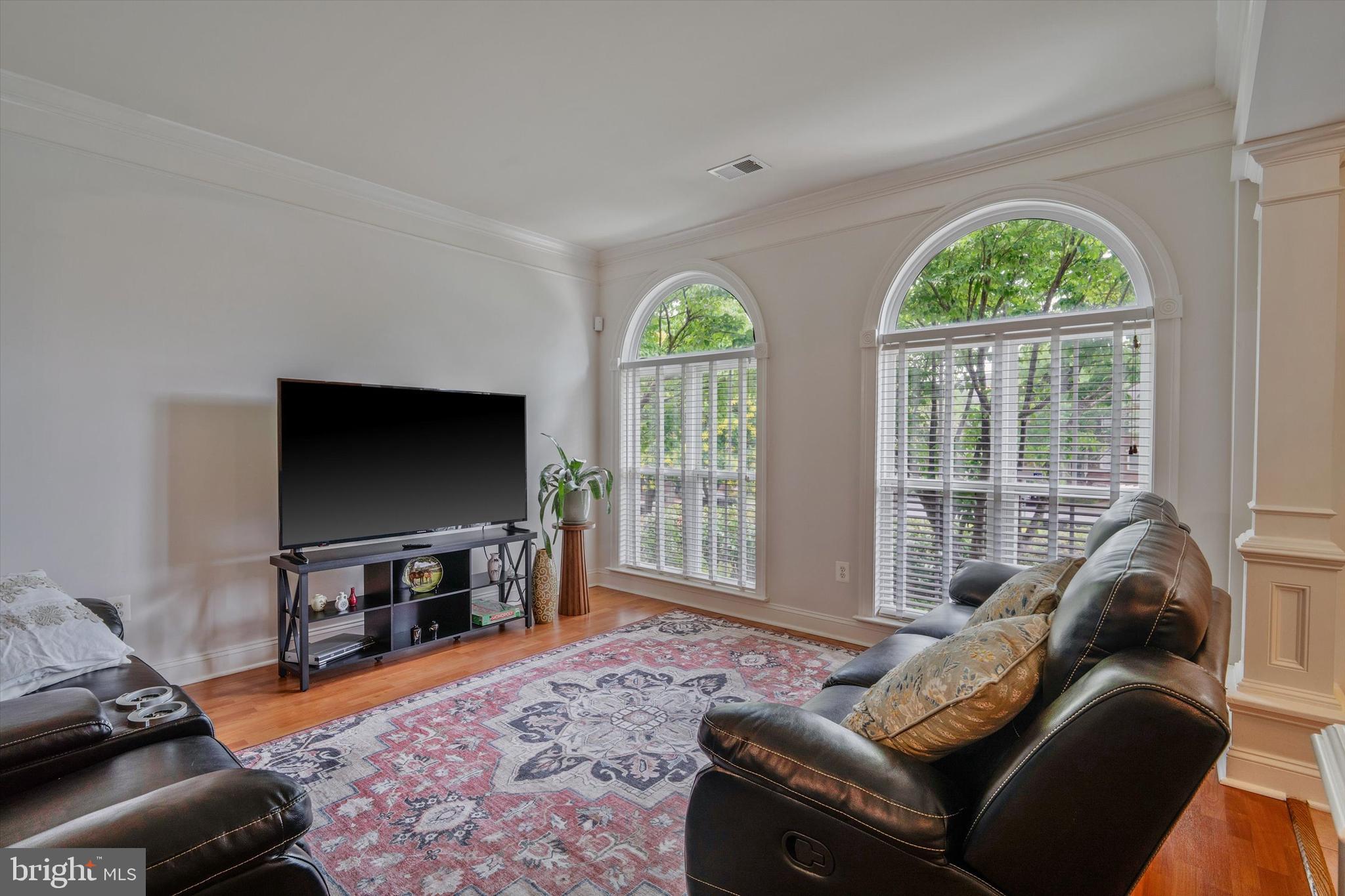 413 LONGHORN CRESCENT