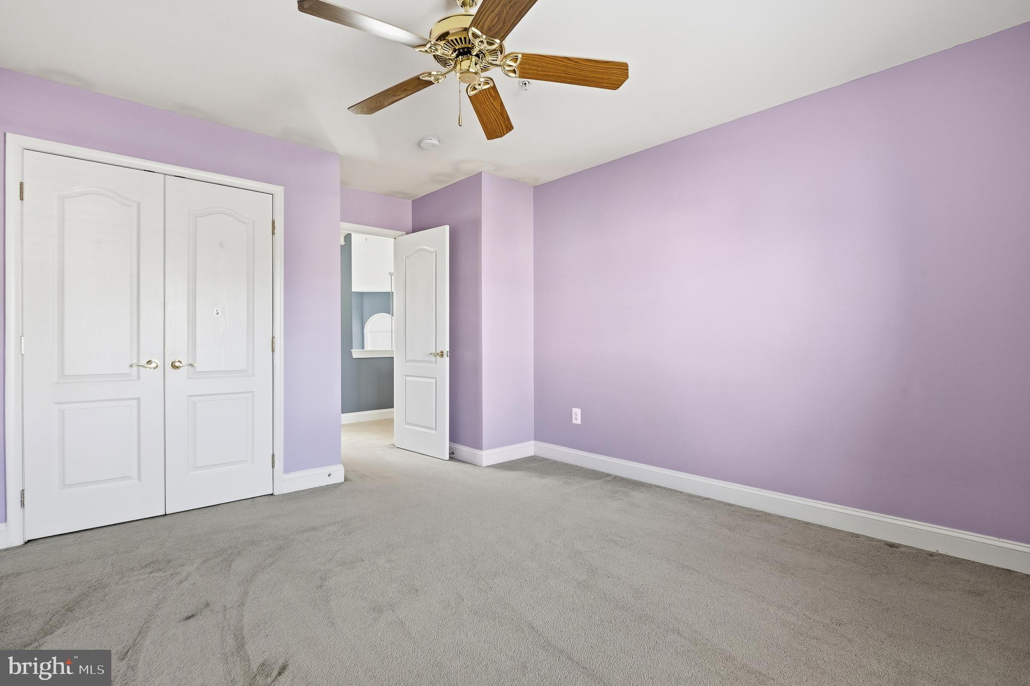 ASHTON ESTATES - Residential