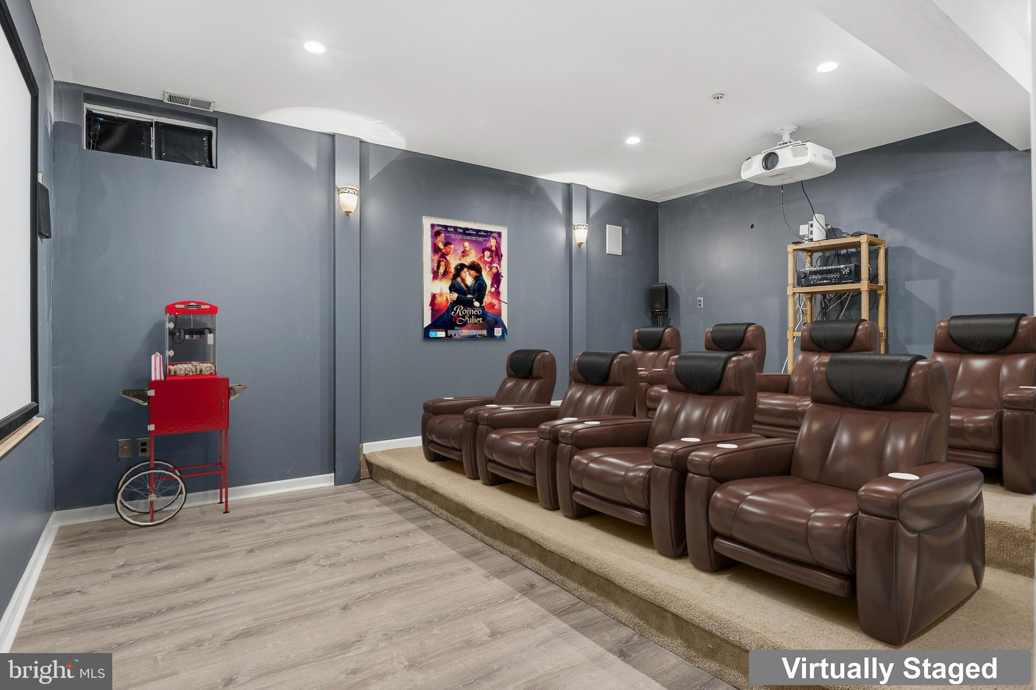 ASHTON ESTATES - Residential