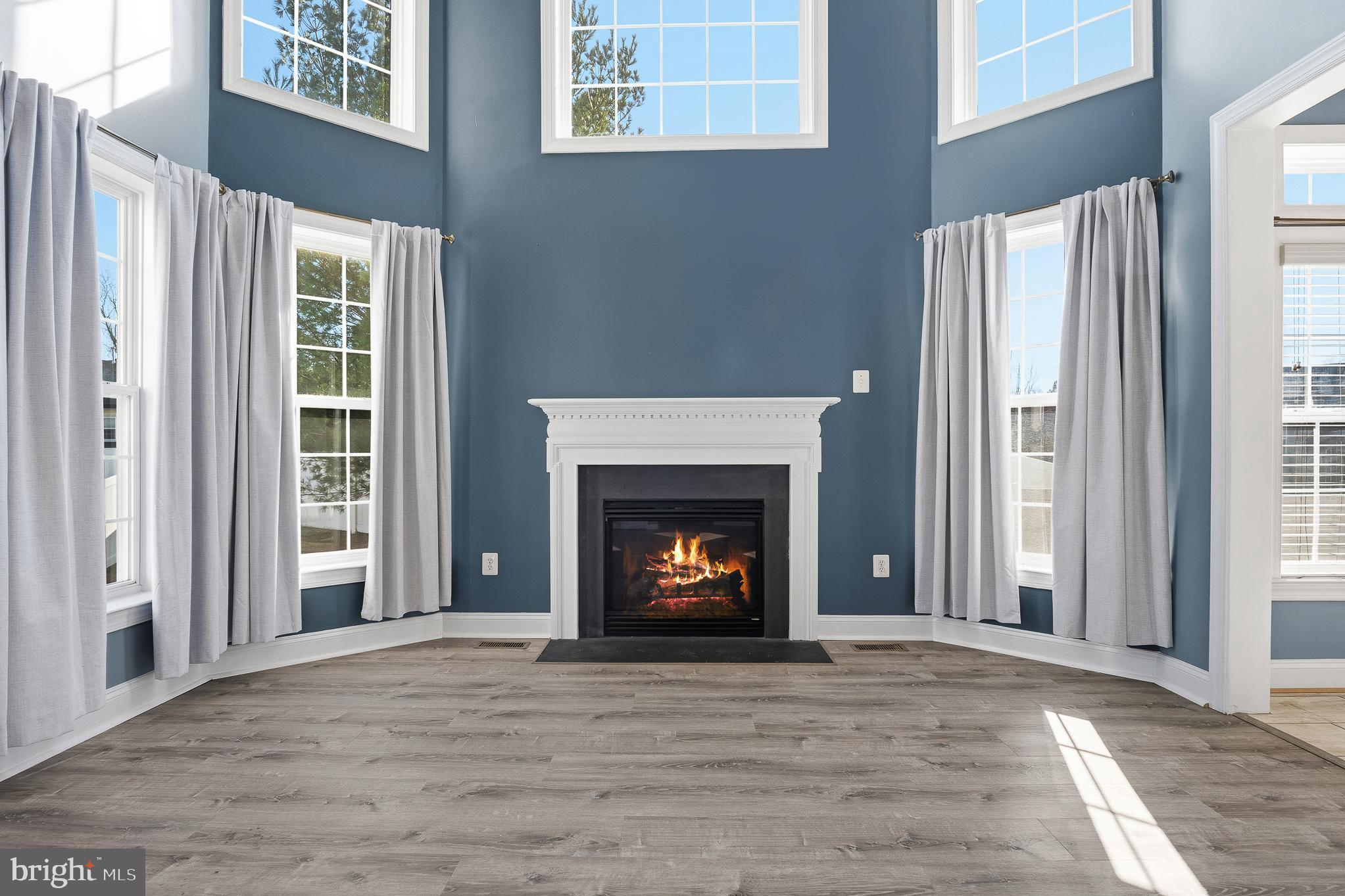 ASHTON ESTATES - Residential