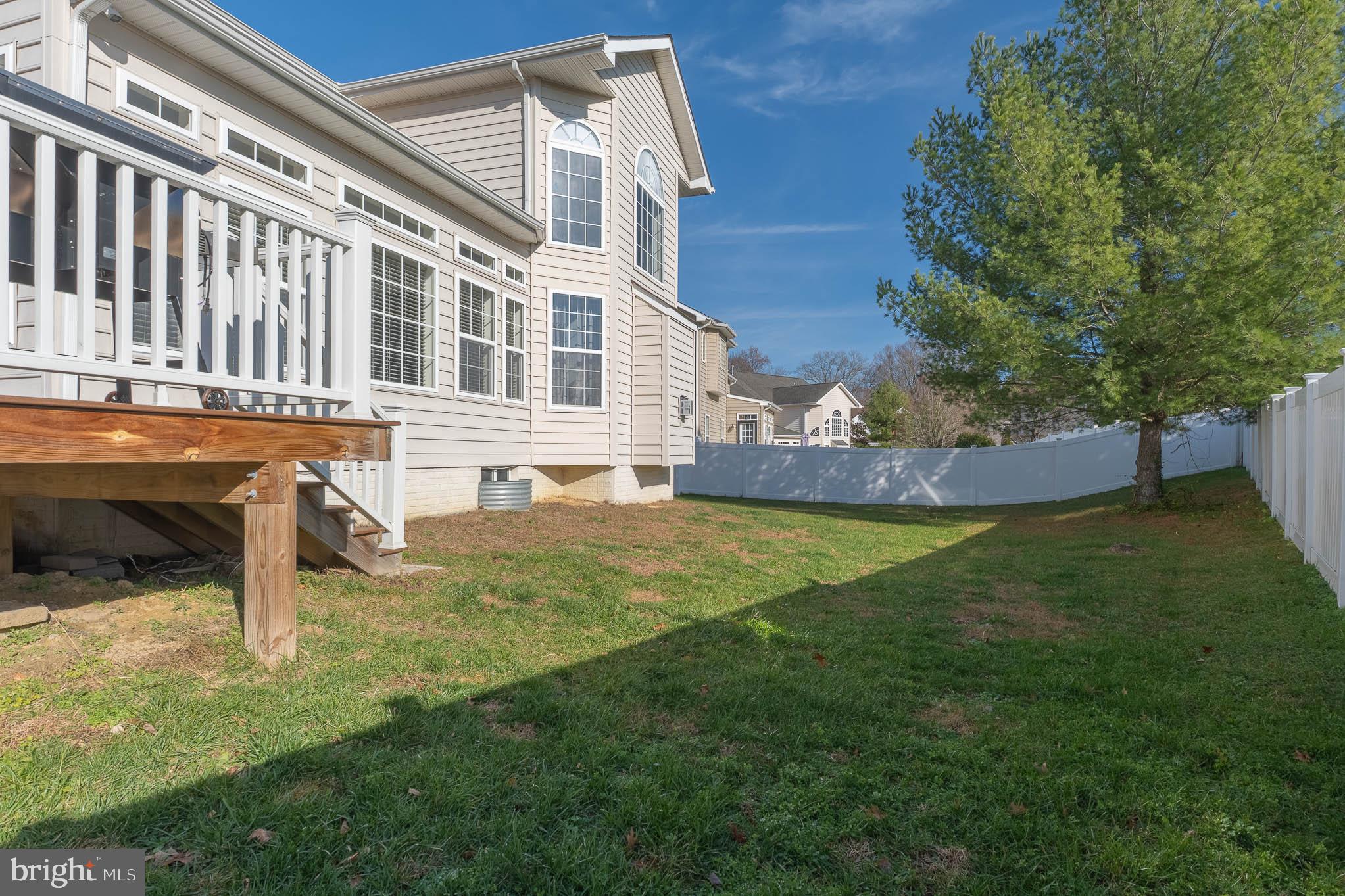 ASHTON ESTATES - Residential