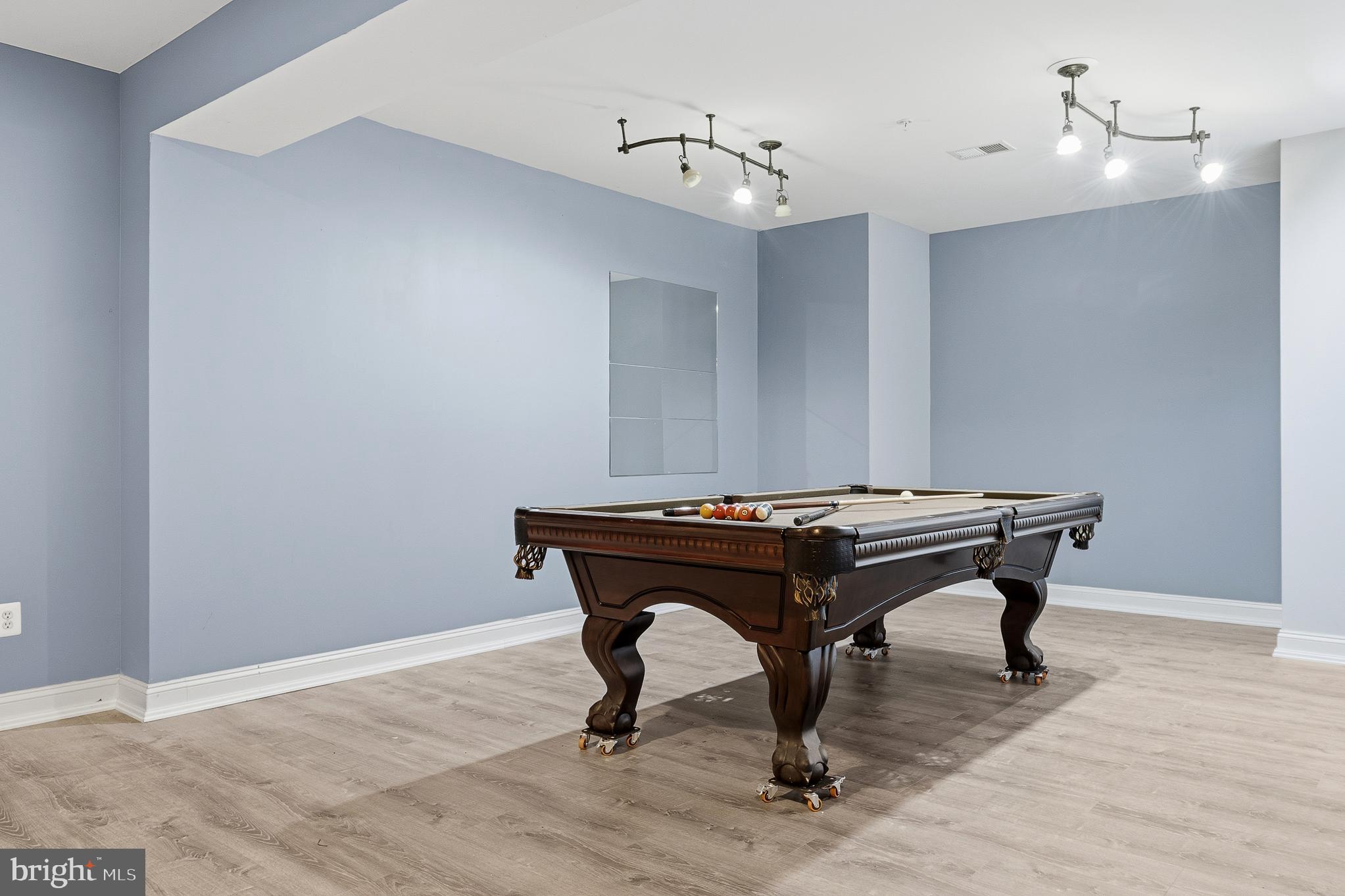 ASHTON ESTATES - Residential